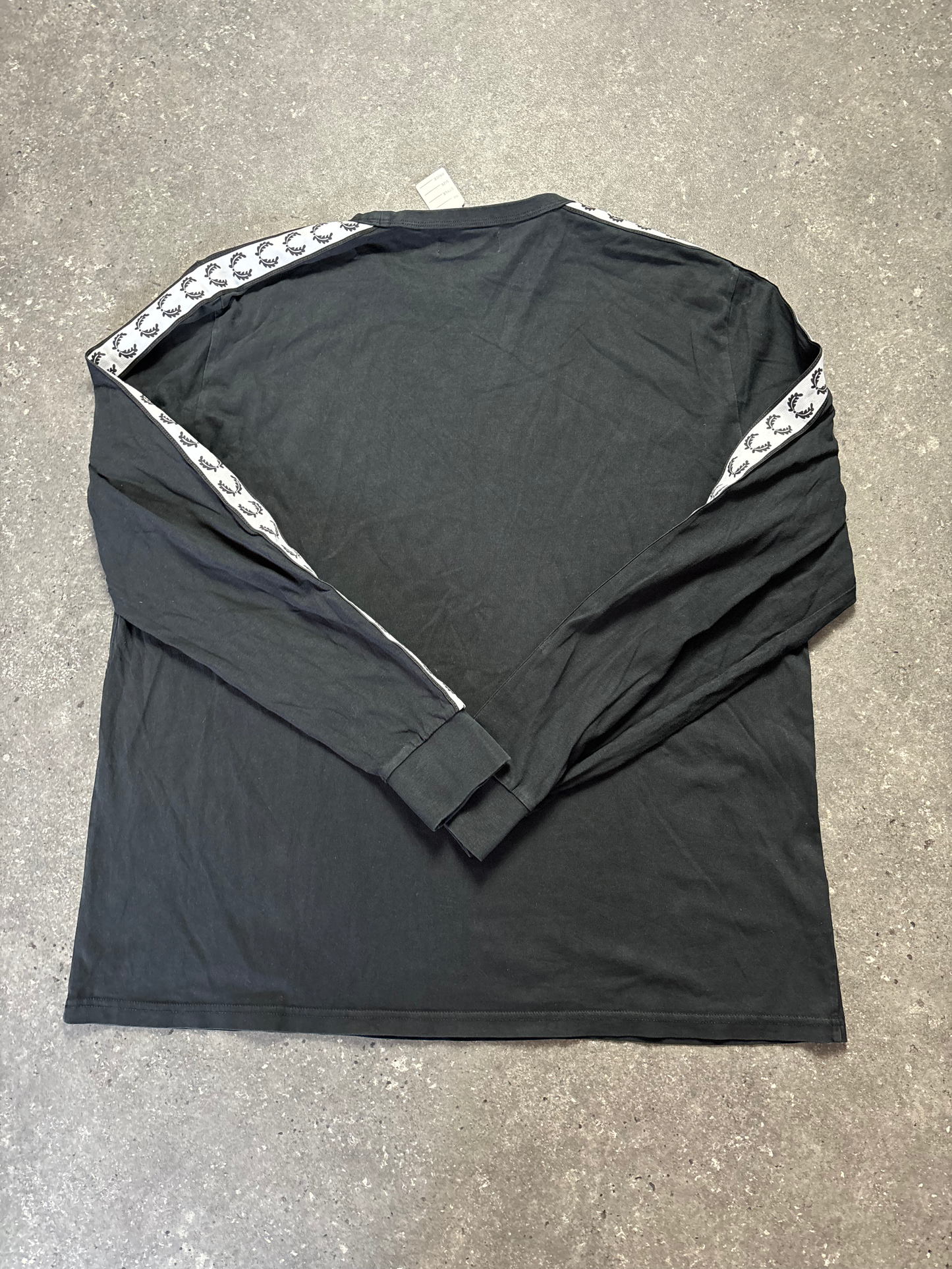 Fred Perry Longsleeve (XXL)