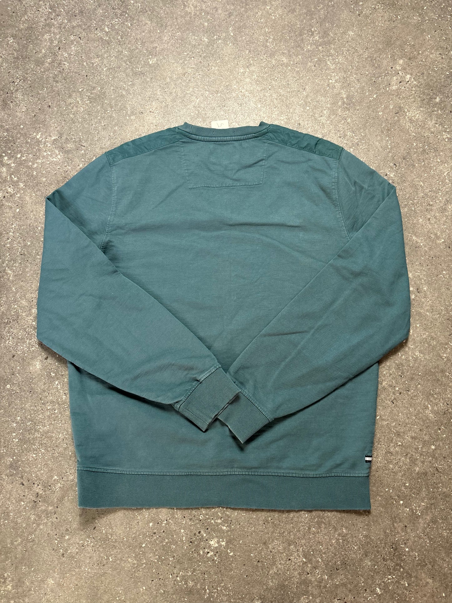 Weekend Offender Sweater (M)