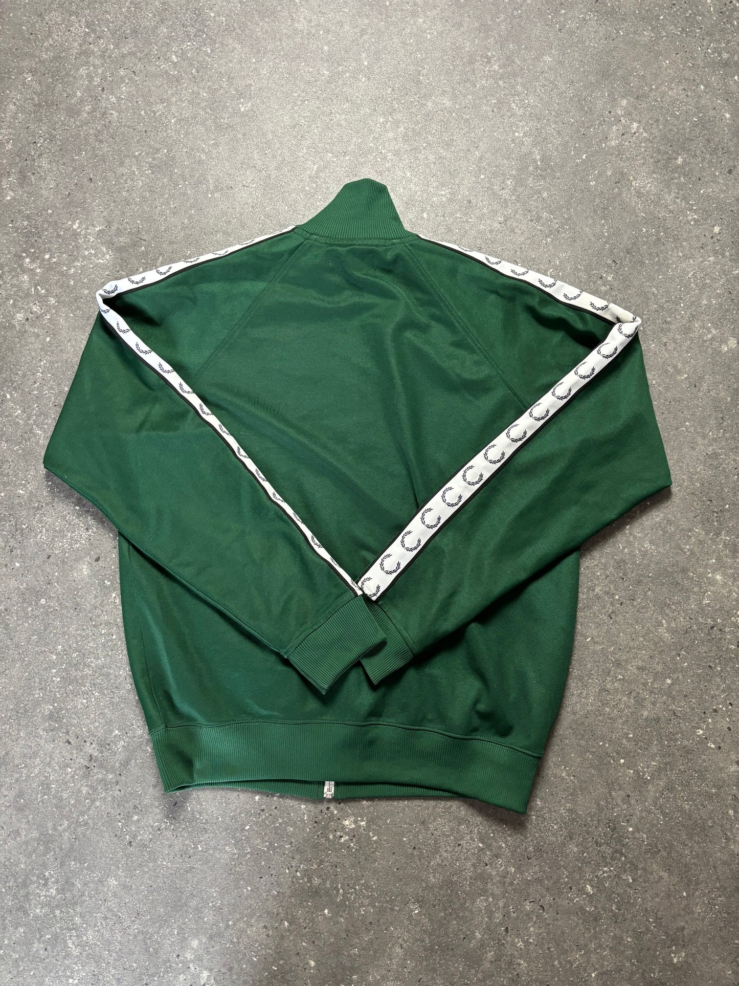 Fred Perry Jacke (M)