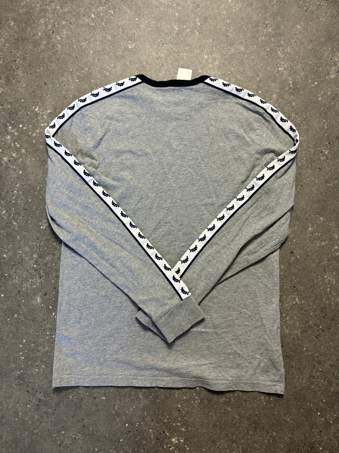 Fred Perry Longsleeve (M)