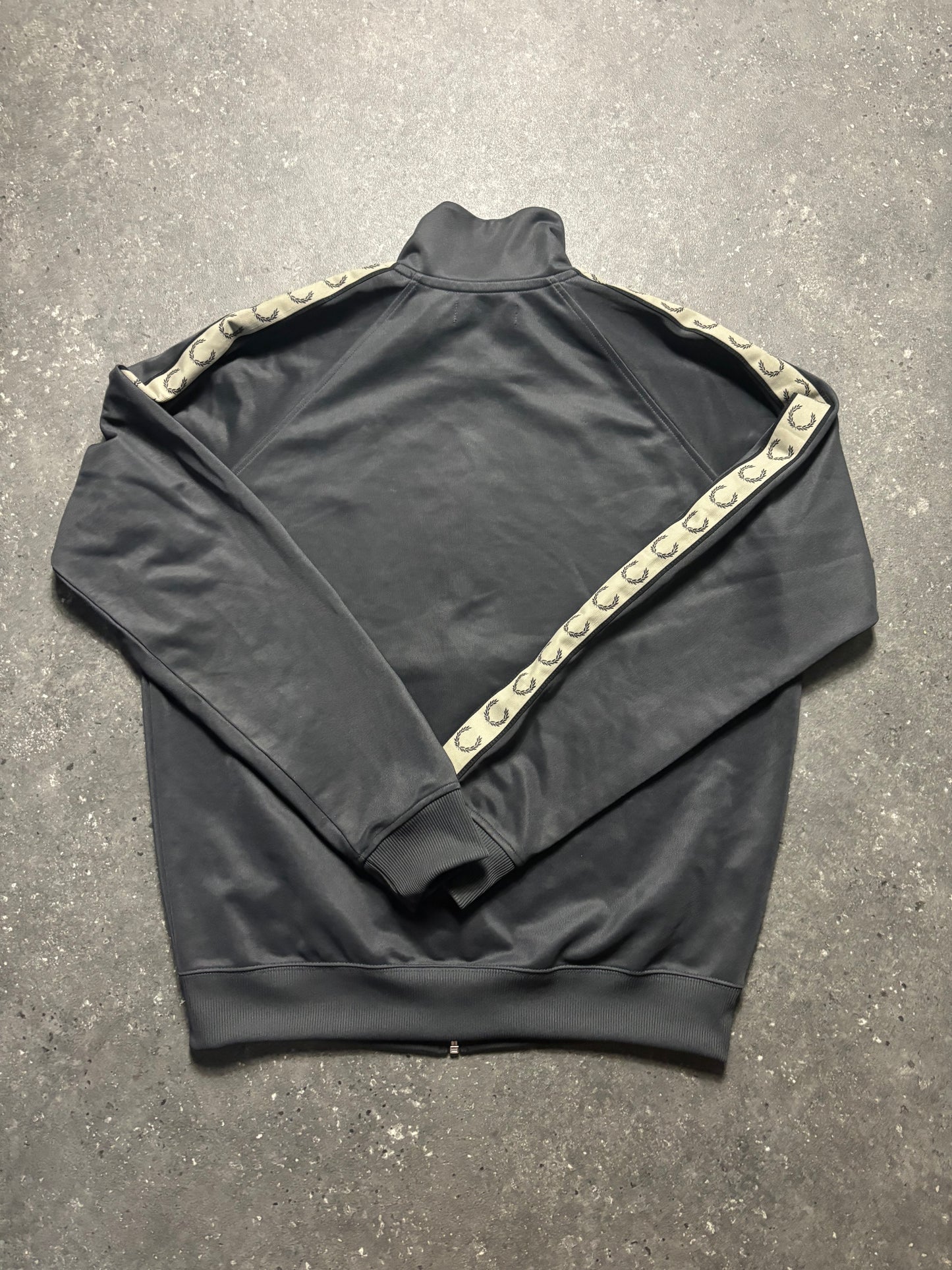 Fred Perry Jacke (L)