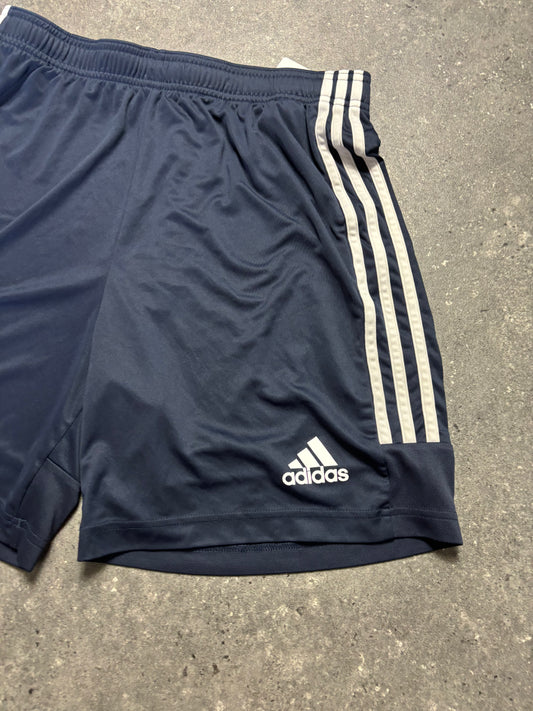 Adidas Shorts (M)