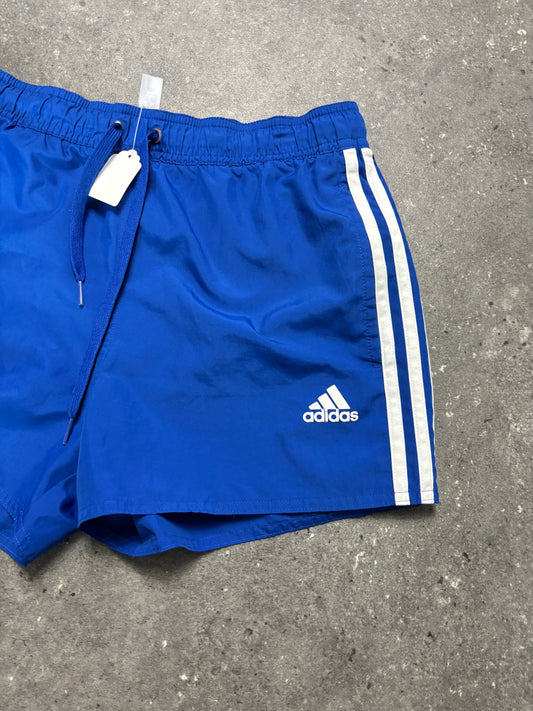 Adidas Shorts (S)