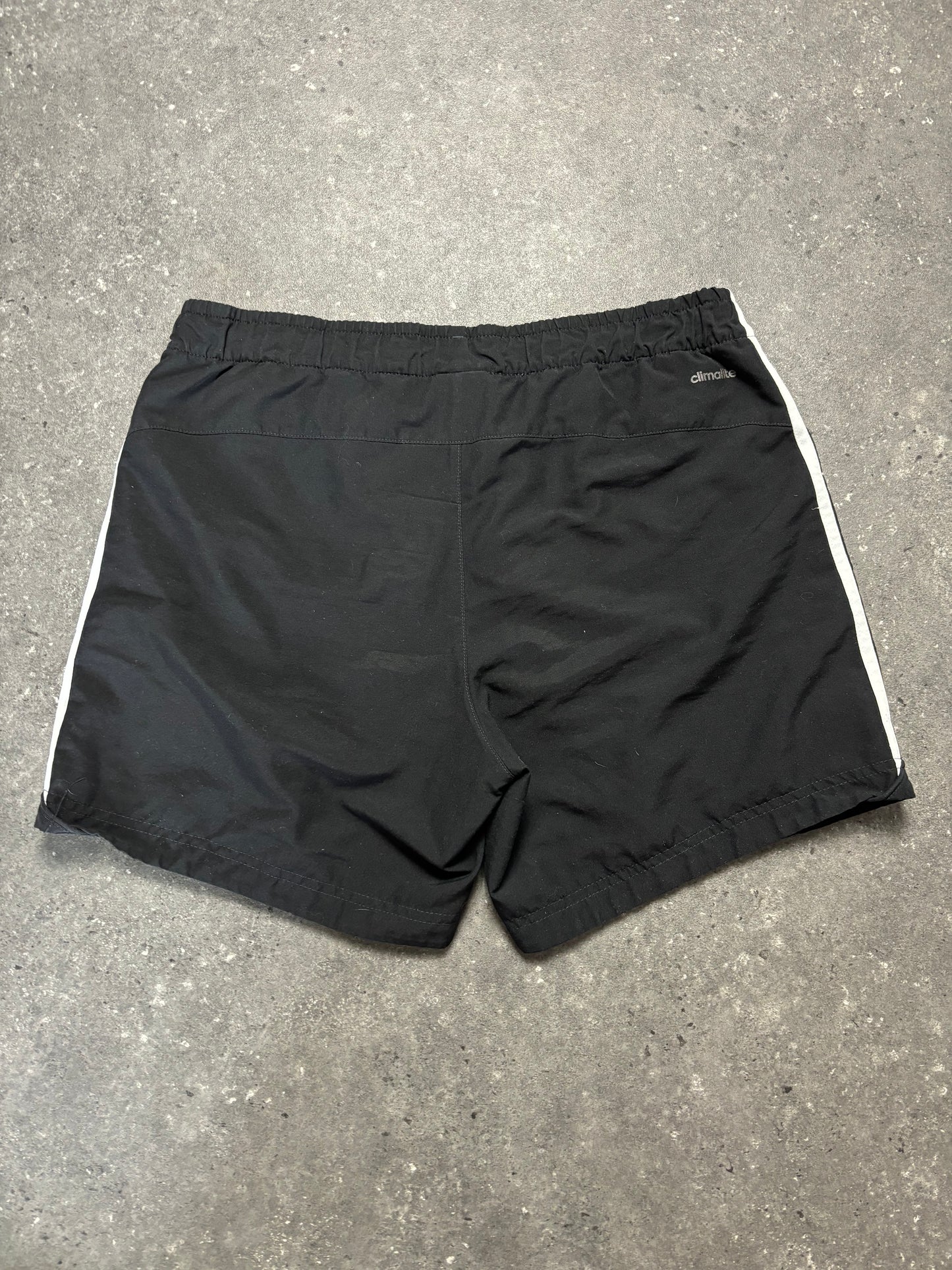 Adidas Shorts (S)