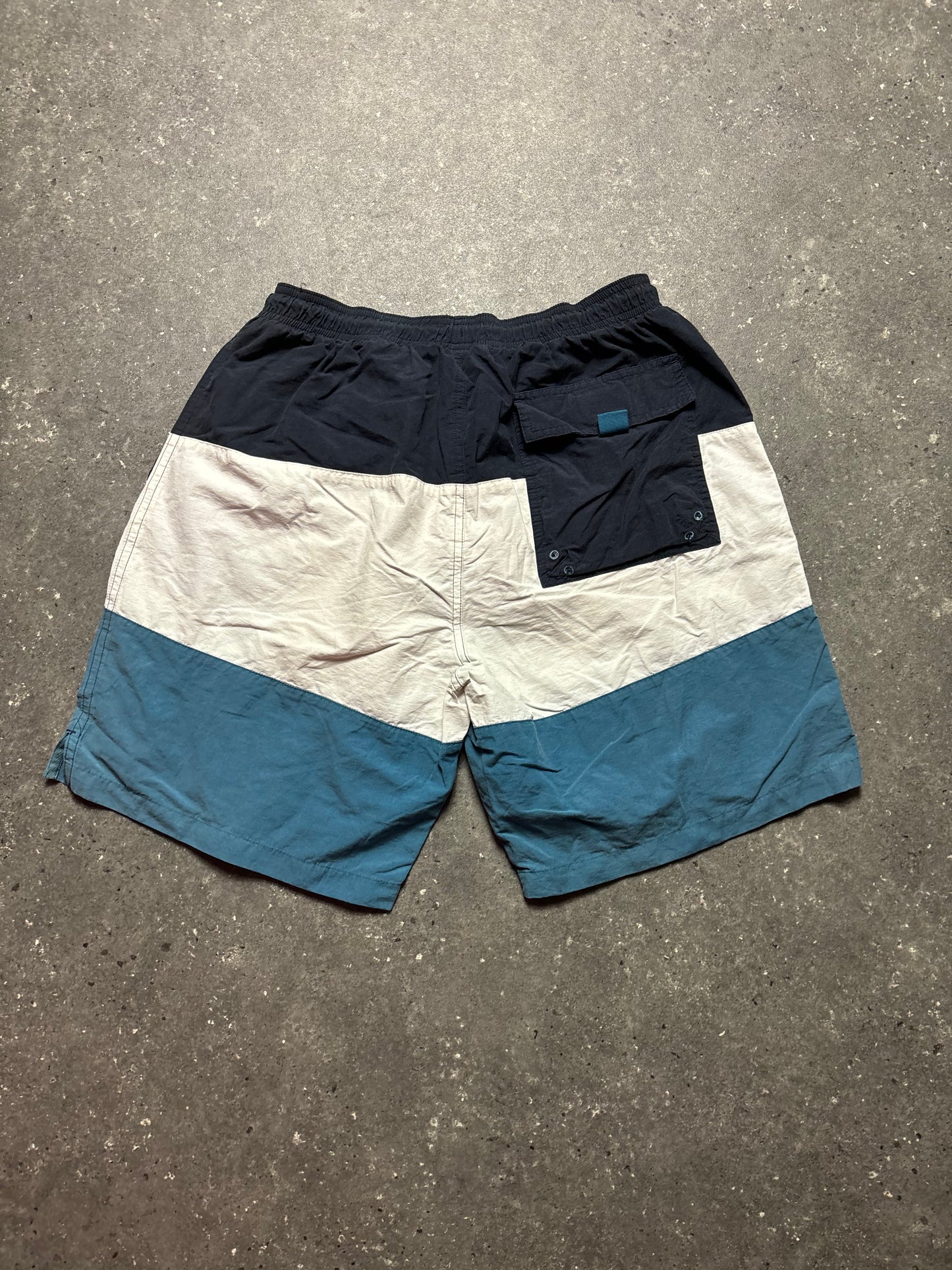 Fred Perry Shorts (M)
