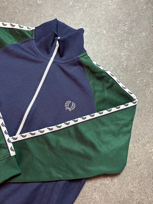 Fred Perry Jacke (L)