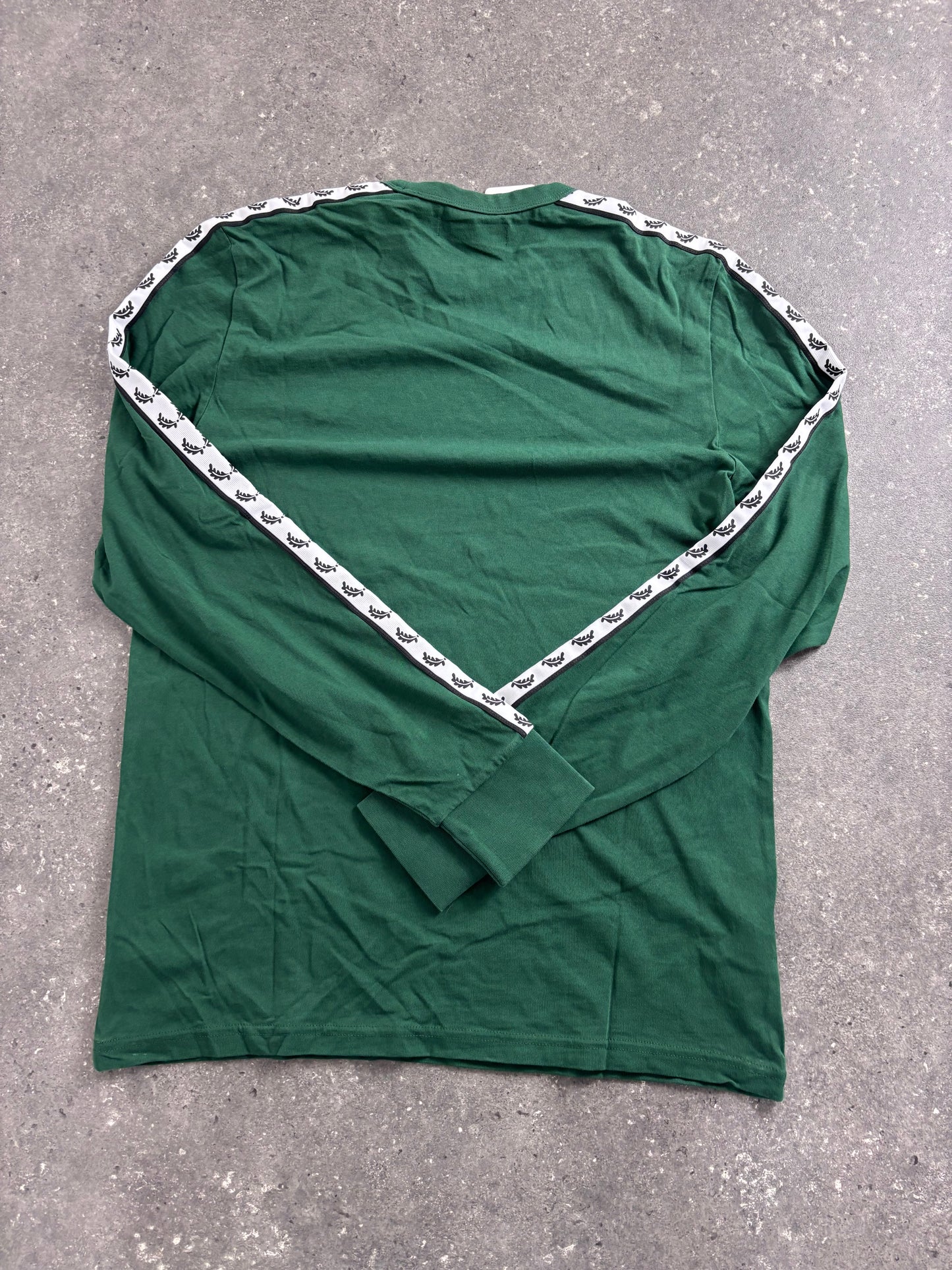 Fred Perry Longsleeve (M)