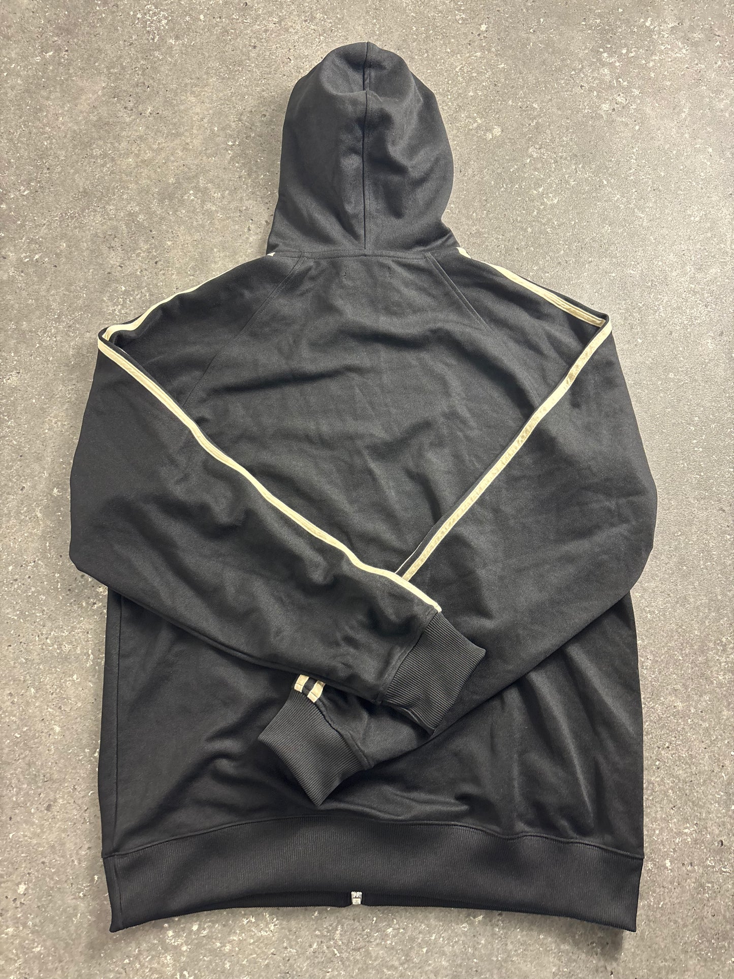 Fred Perry Jacke (XL)