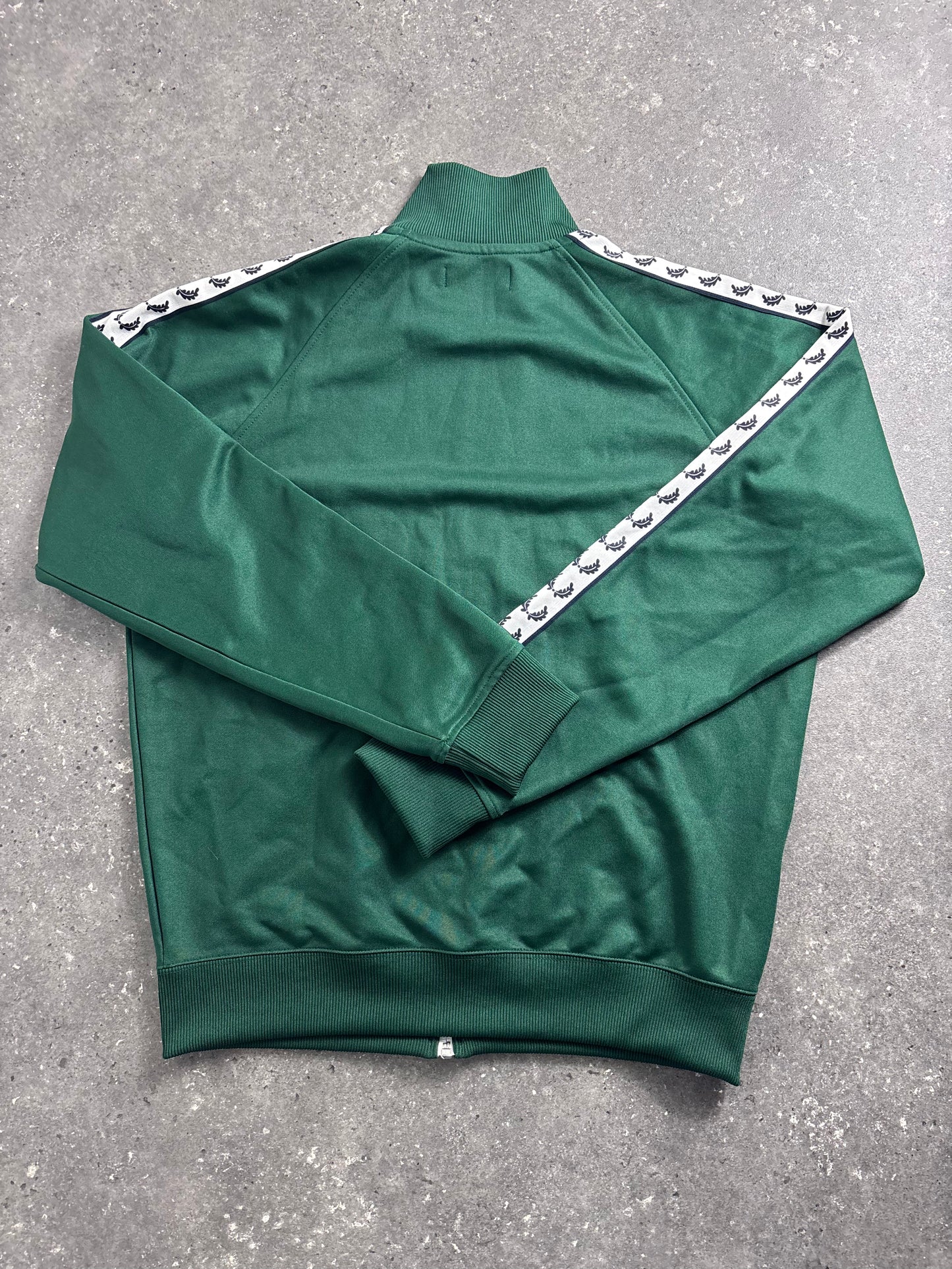 Fred Perry Jacke (M)