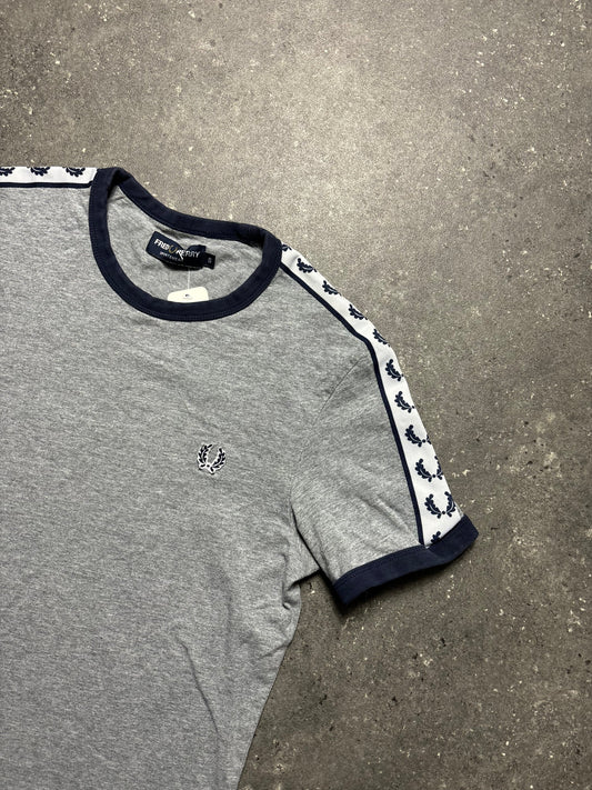 Fred Perry Shirt (S)