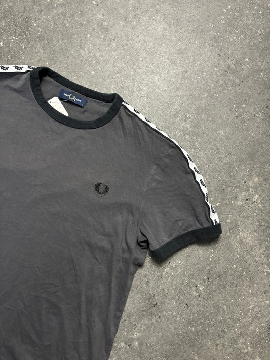Fred Perry Shirt (S)