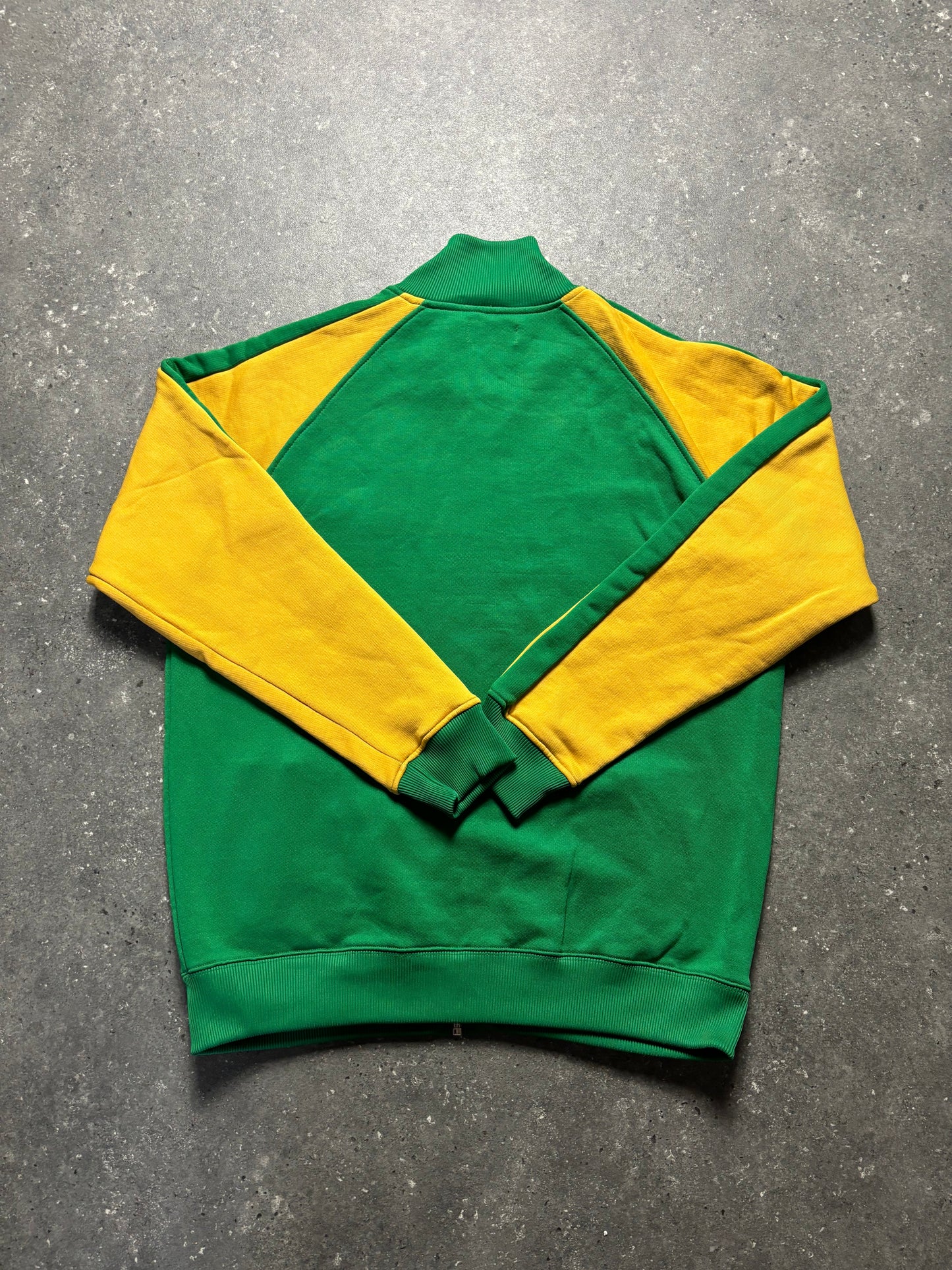 Fred Perry Jacke (L)