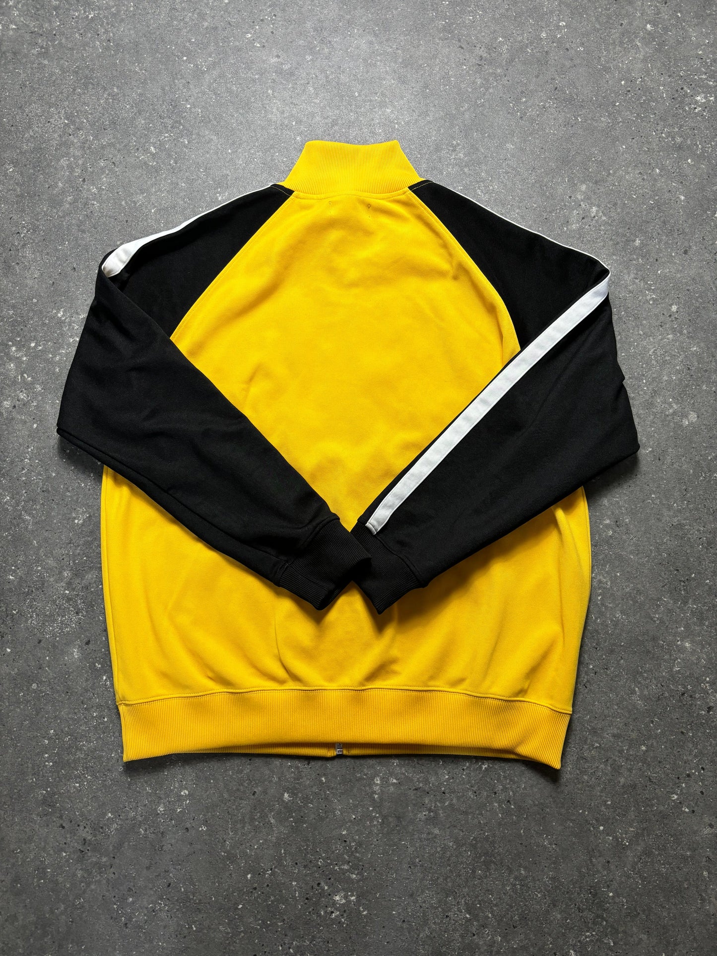 Fred Perry Jacke (XL)