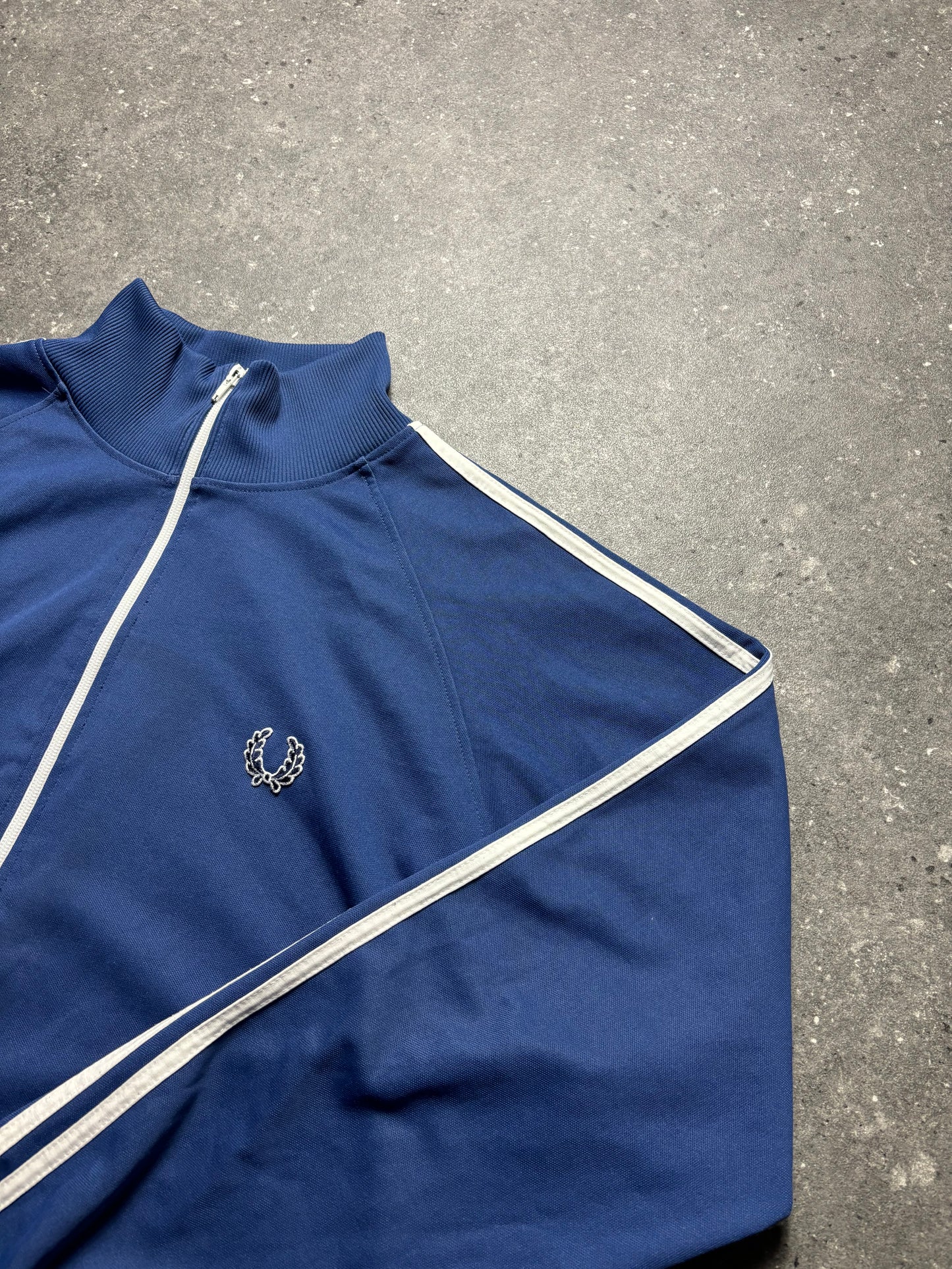 Fred Perry Jacke (XL)
