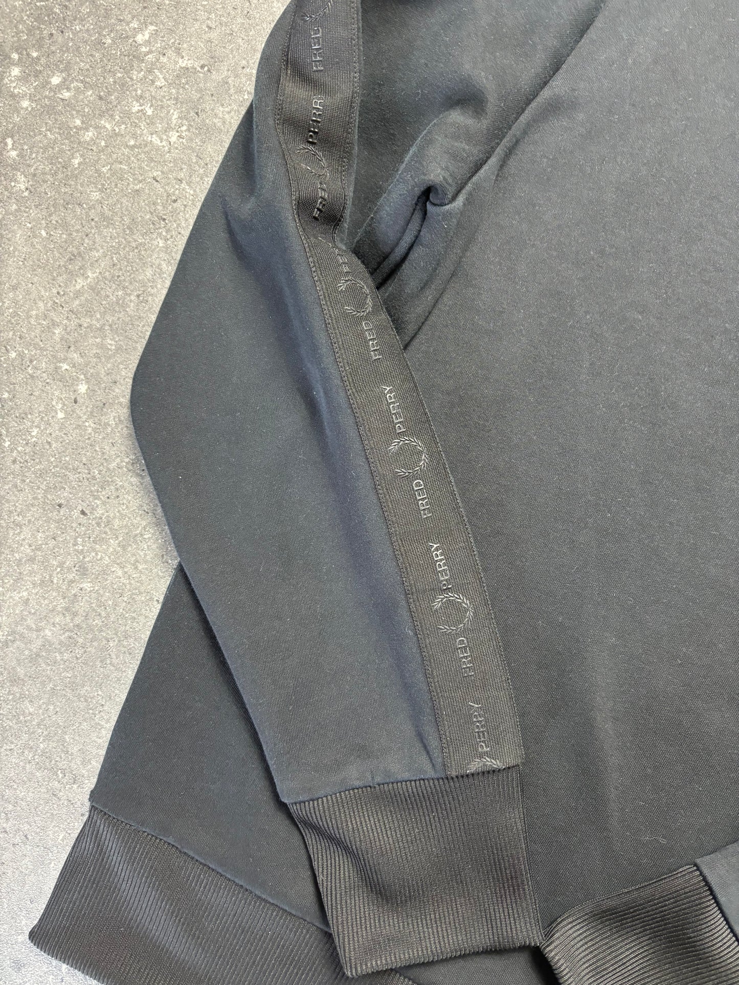 Fred Perry Half-Zip (M)