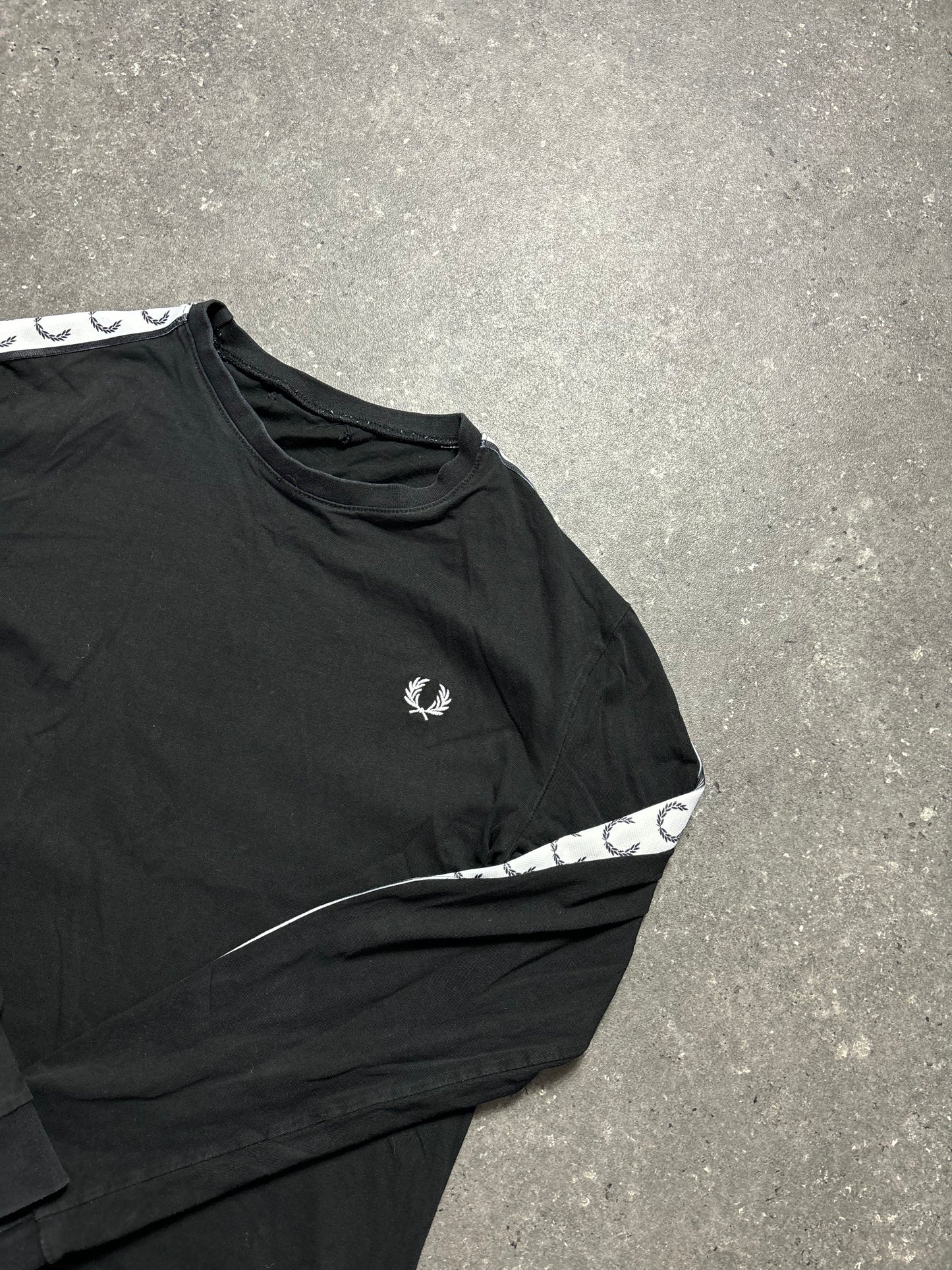 Fred Perry Longsleeve (M)