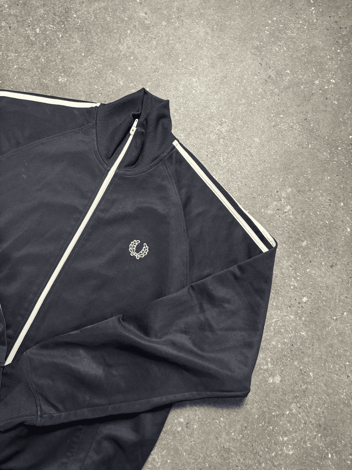 Fred Perry Jacke (L)