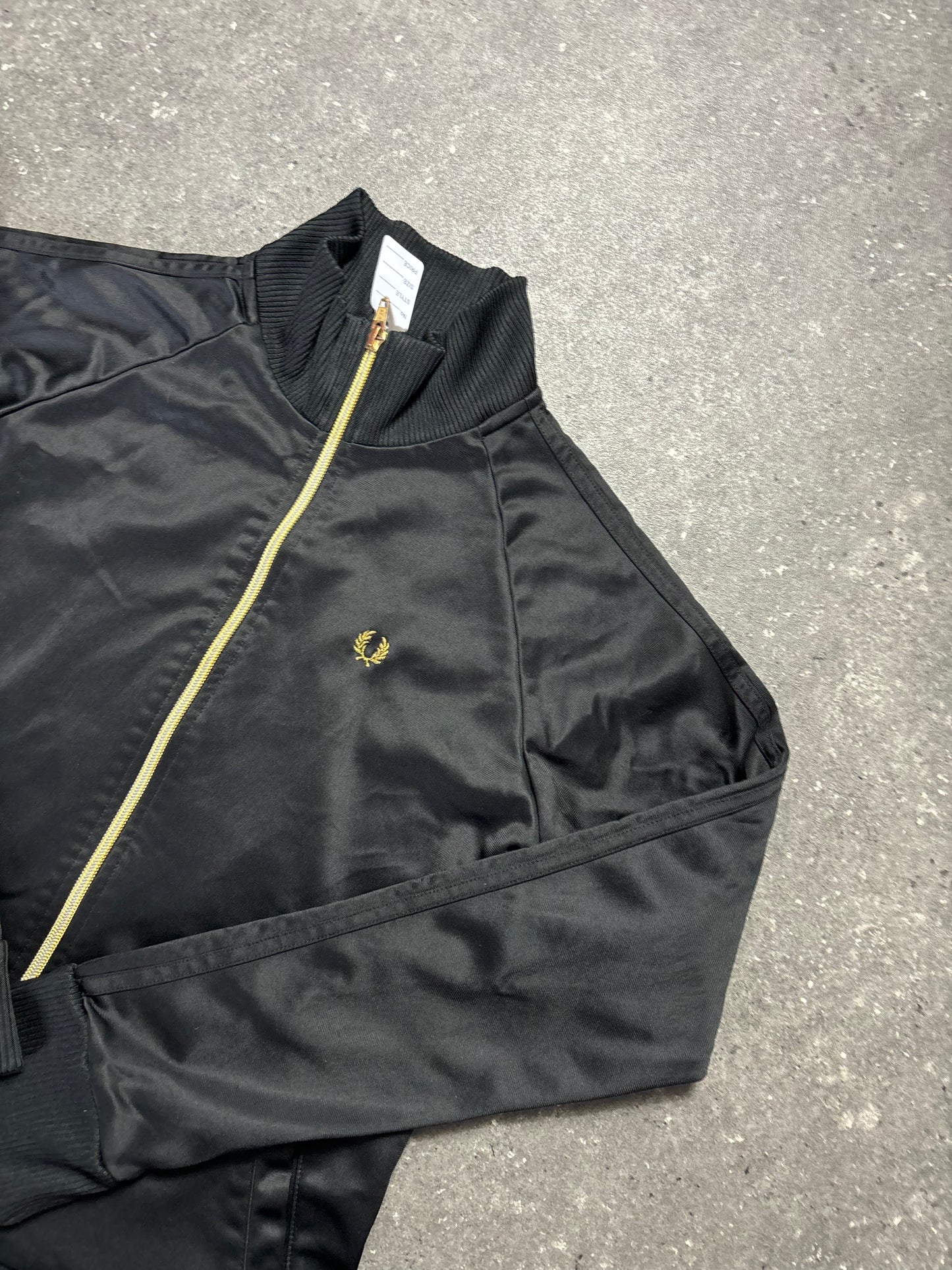Fred Perry Jacke (XS)