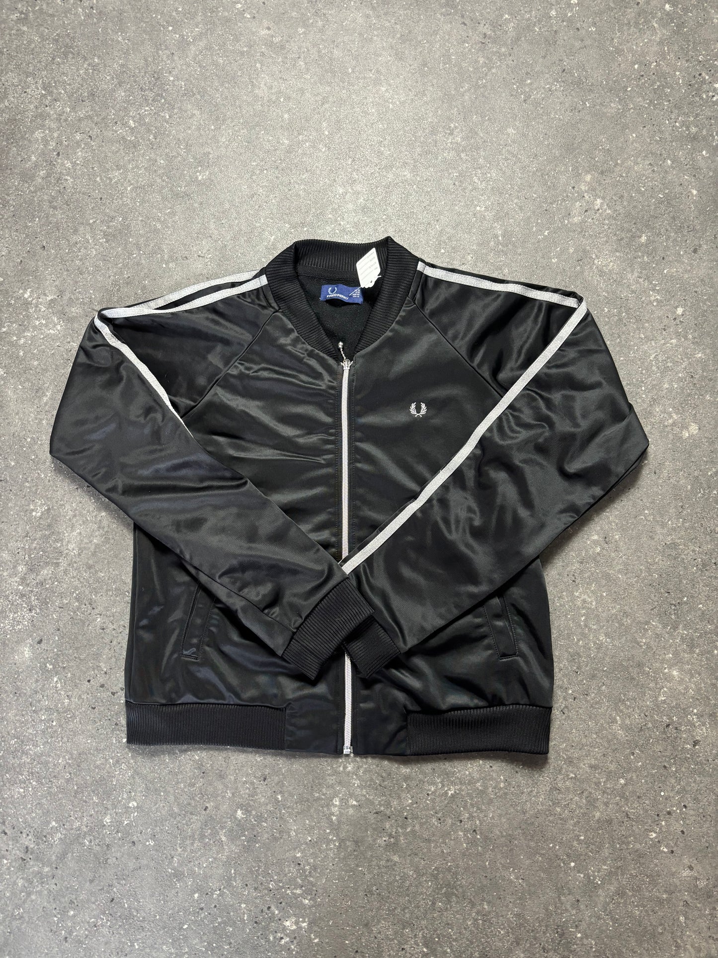 Fred Perry Jacke (XS)