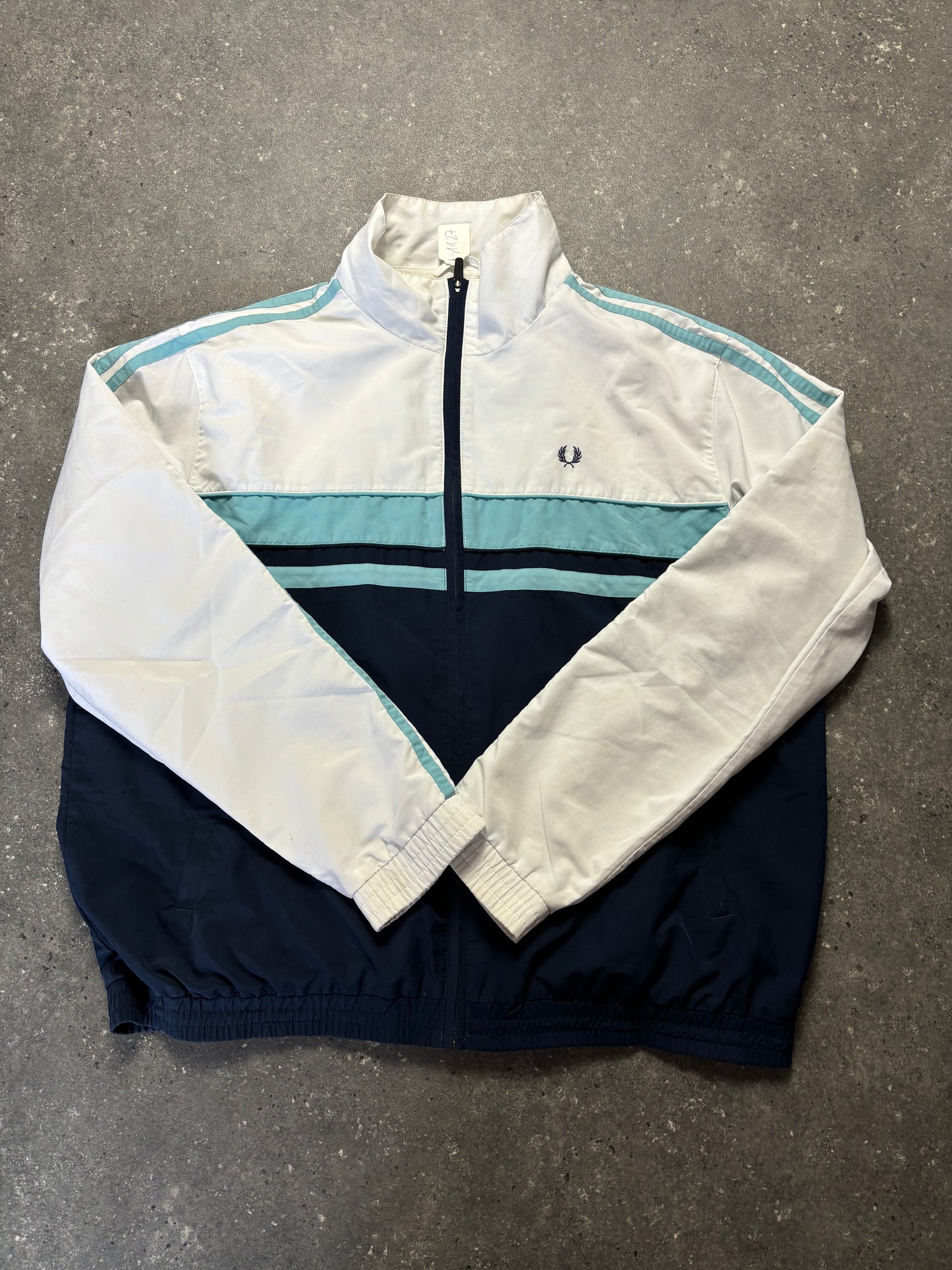 Fred Perry Jacke (XL)