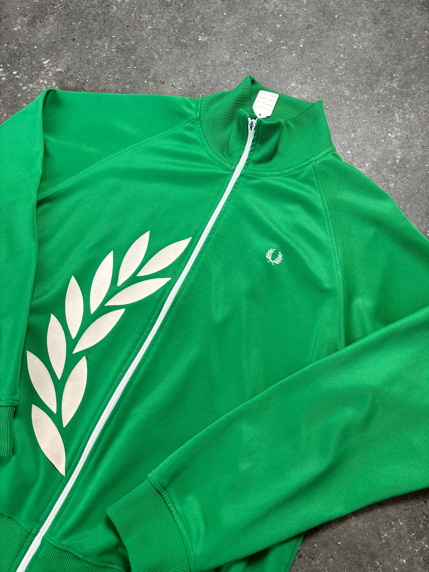 Fred Perry Jacke (L)