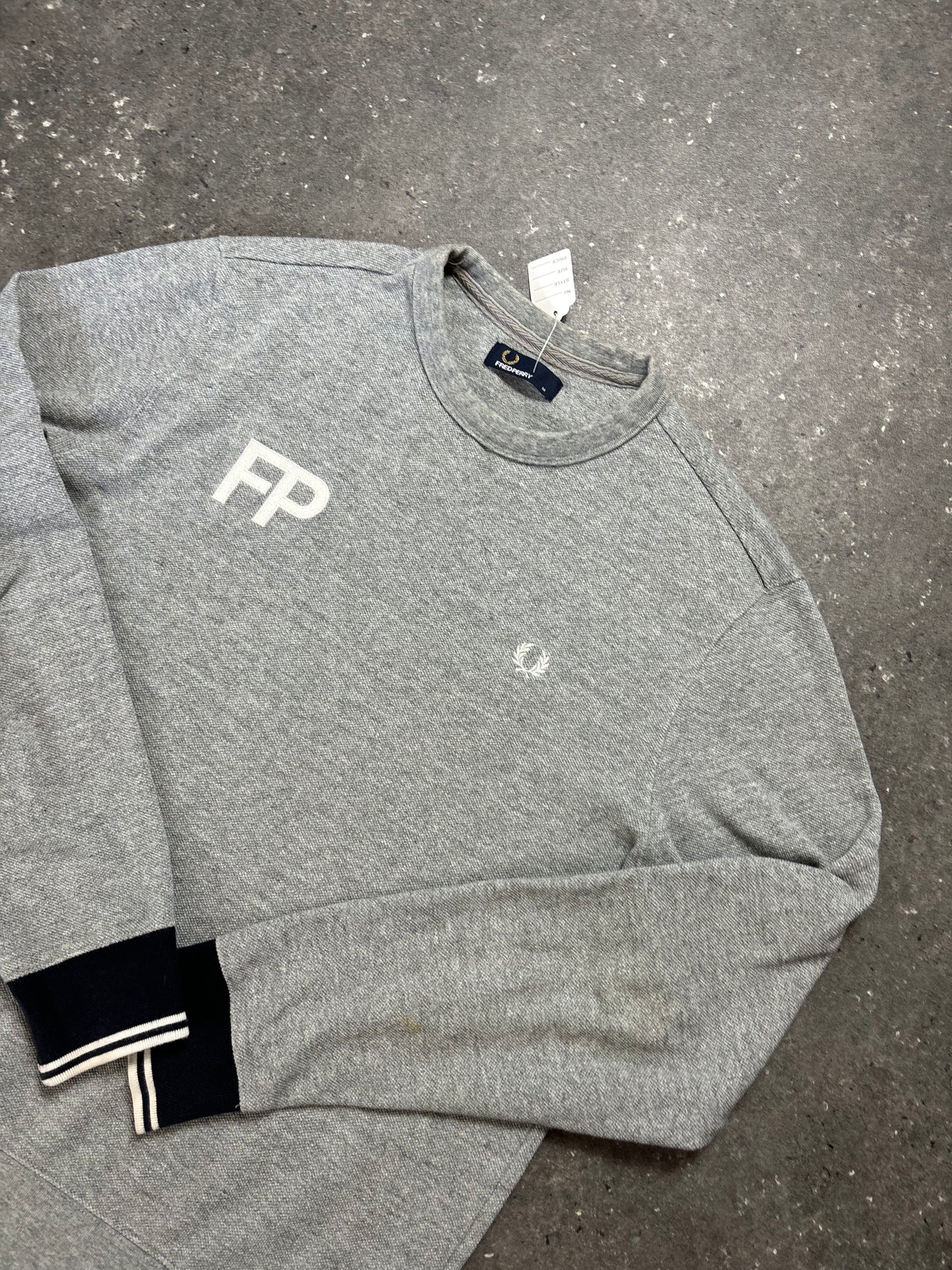 Fred Perry Sweater (M)