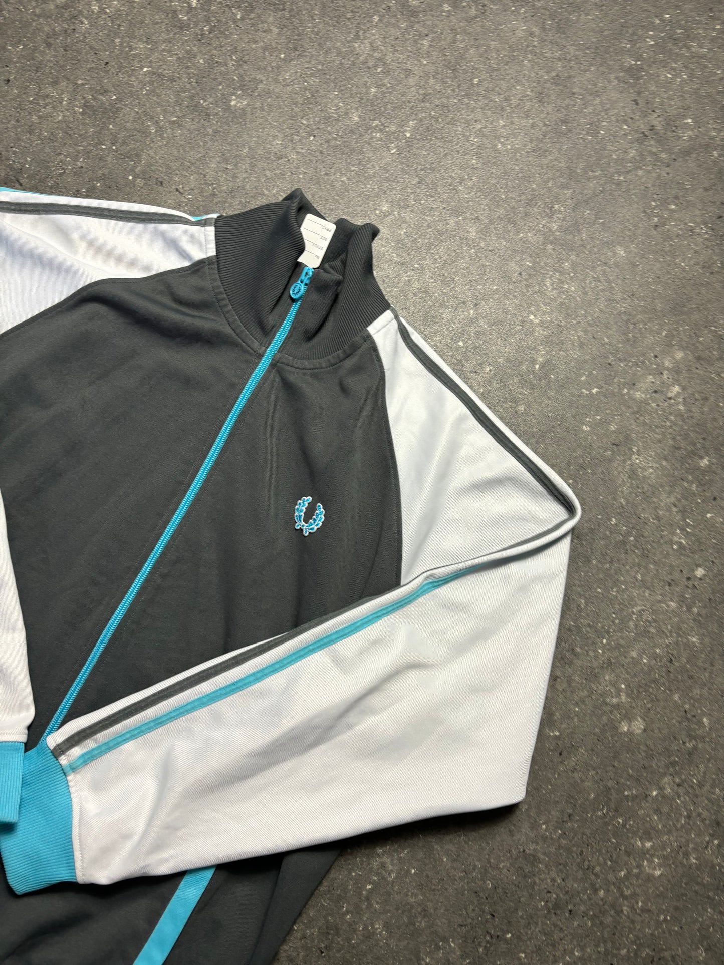 Fred Perry Jacke (L)
