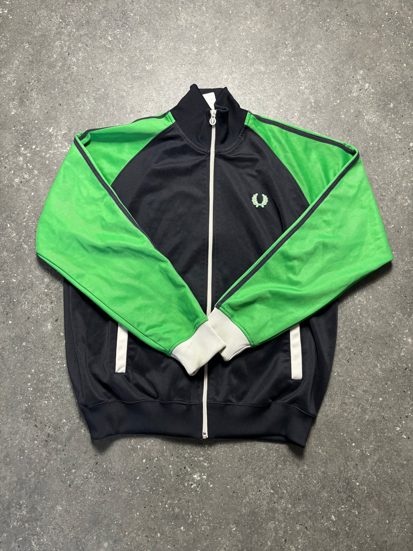 Fred Perry Jacke (L)