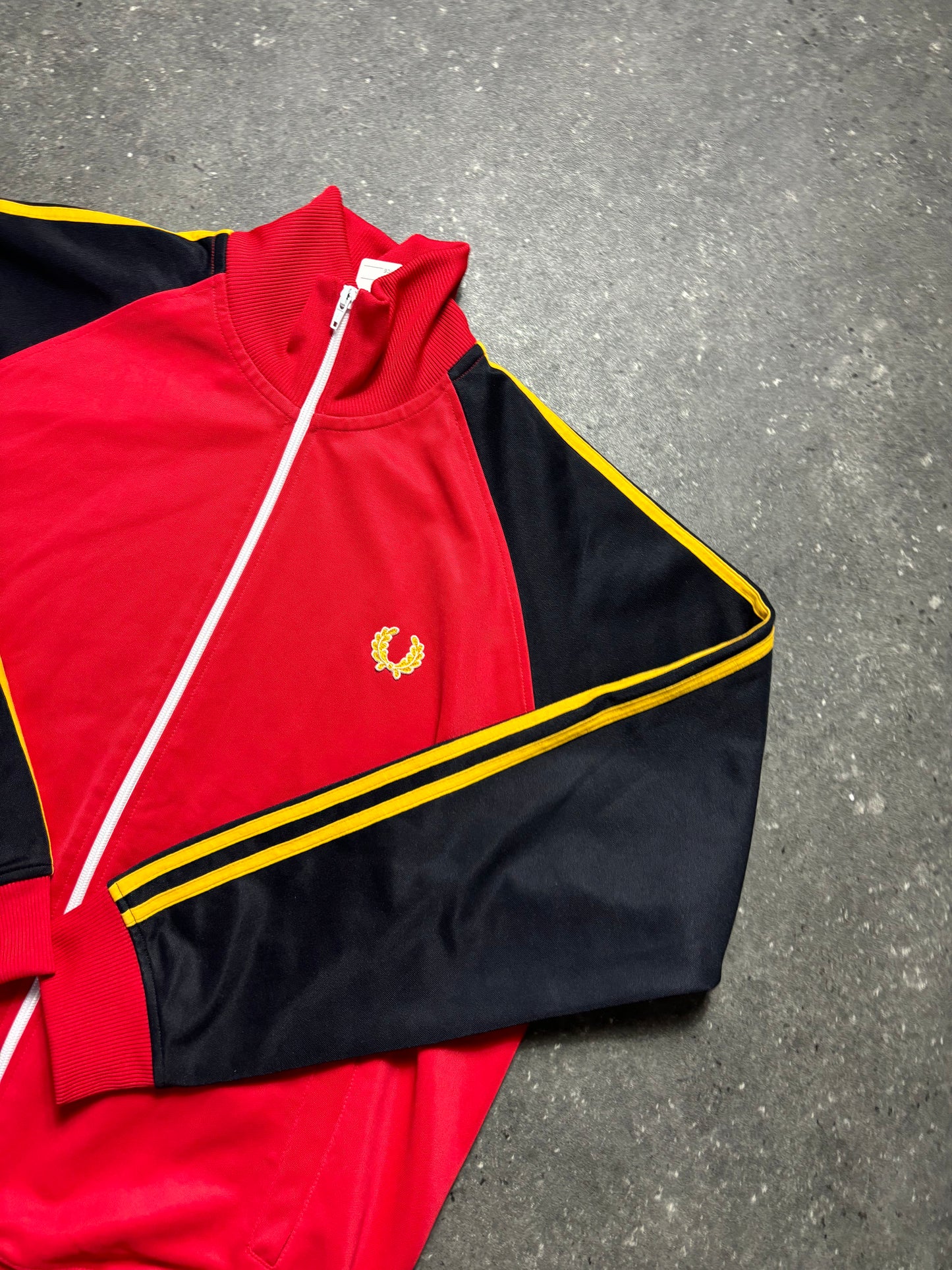 Fred Perry Jacke (L)