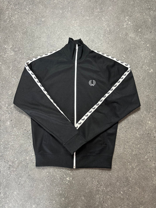 Fred Perry Jacke (XS)