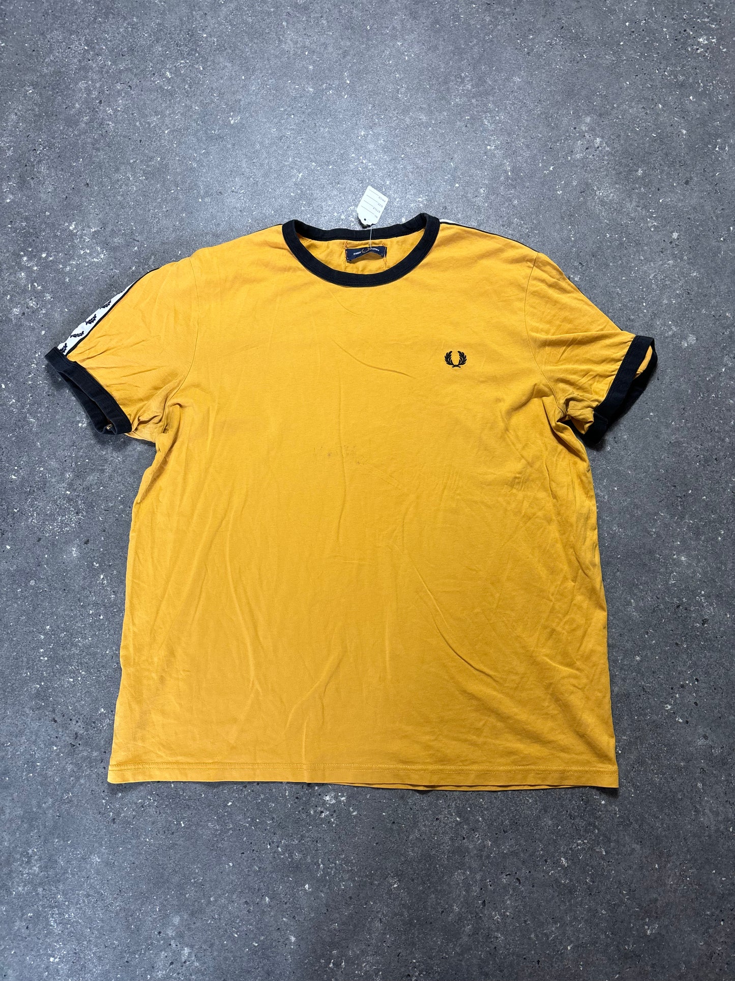 Fred Perry Shirt (XL)