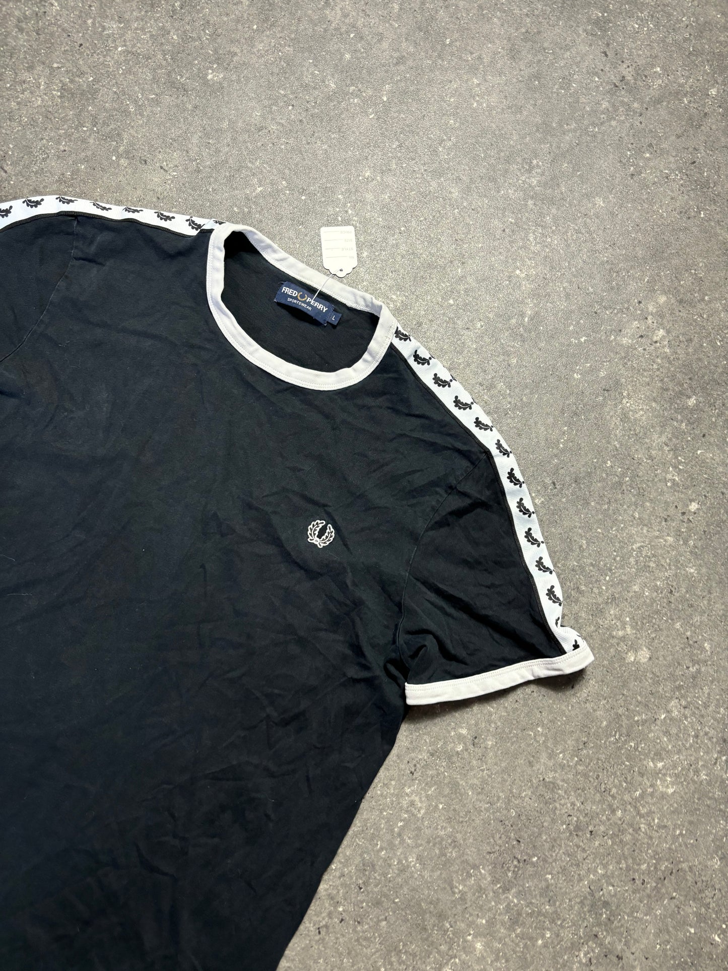 Fred Perry Shirt (L)