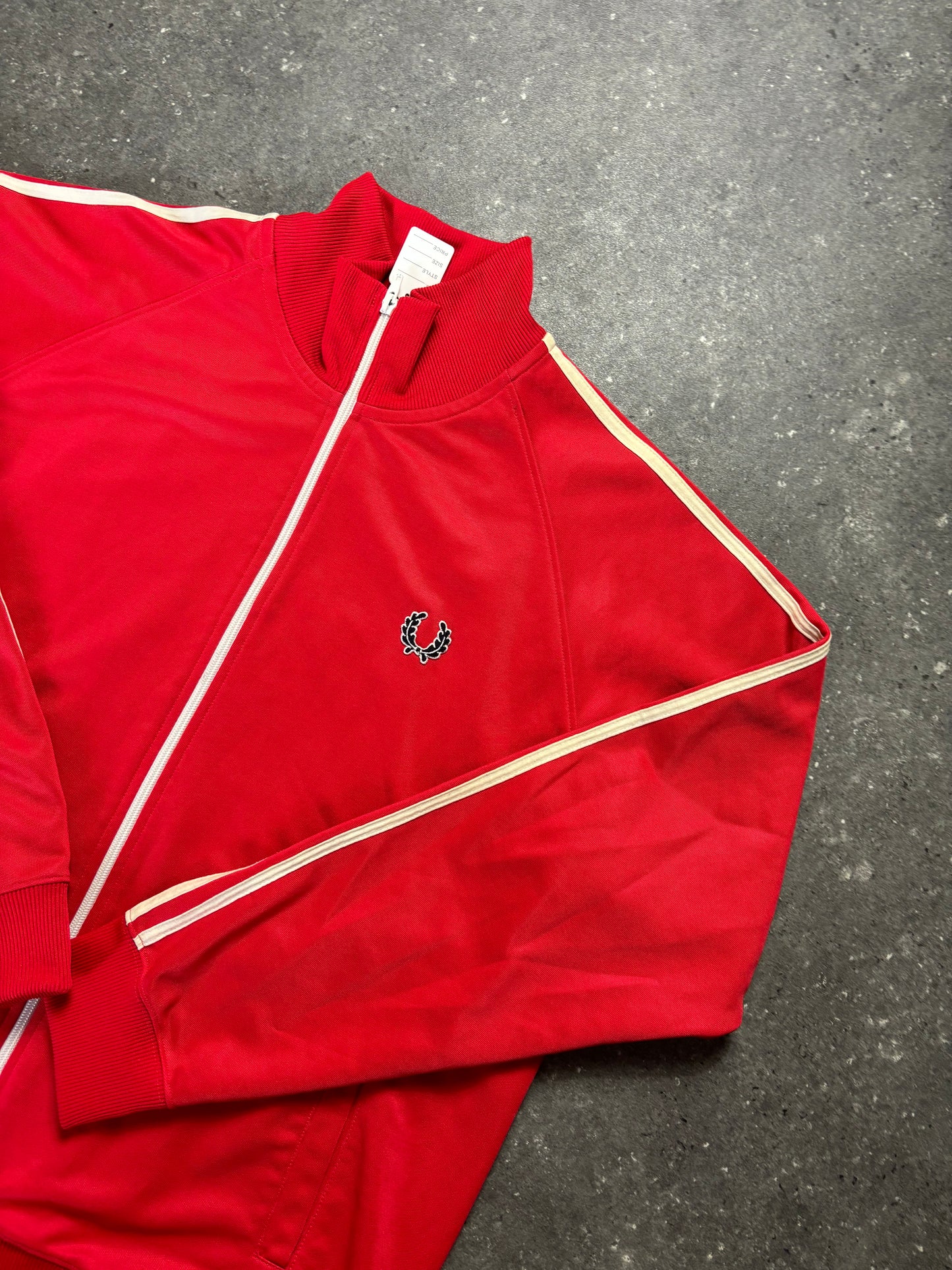 Fred Perry Jacke (XL)