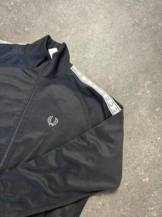 Fred Perry Jacke (XL)