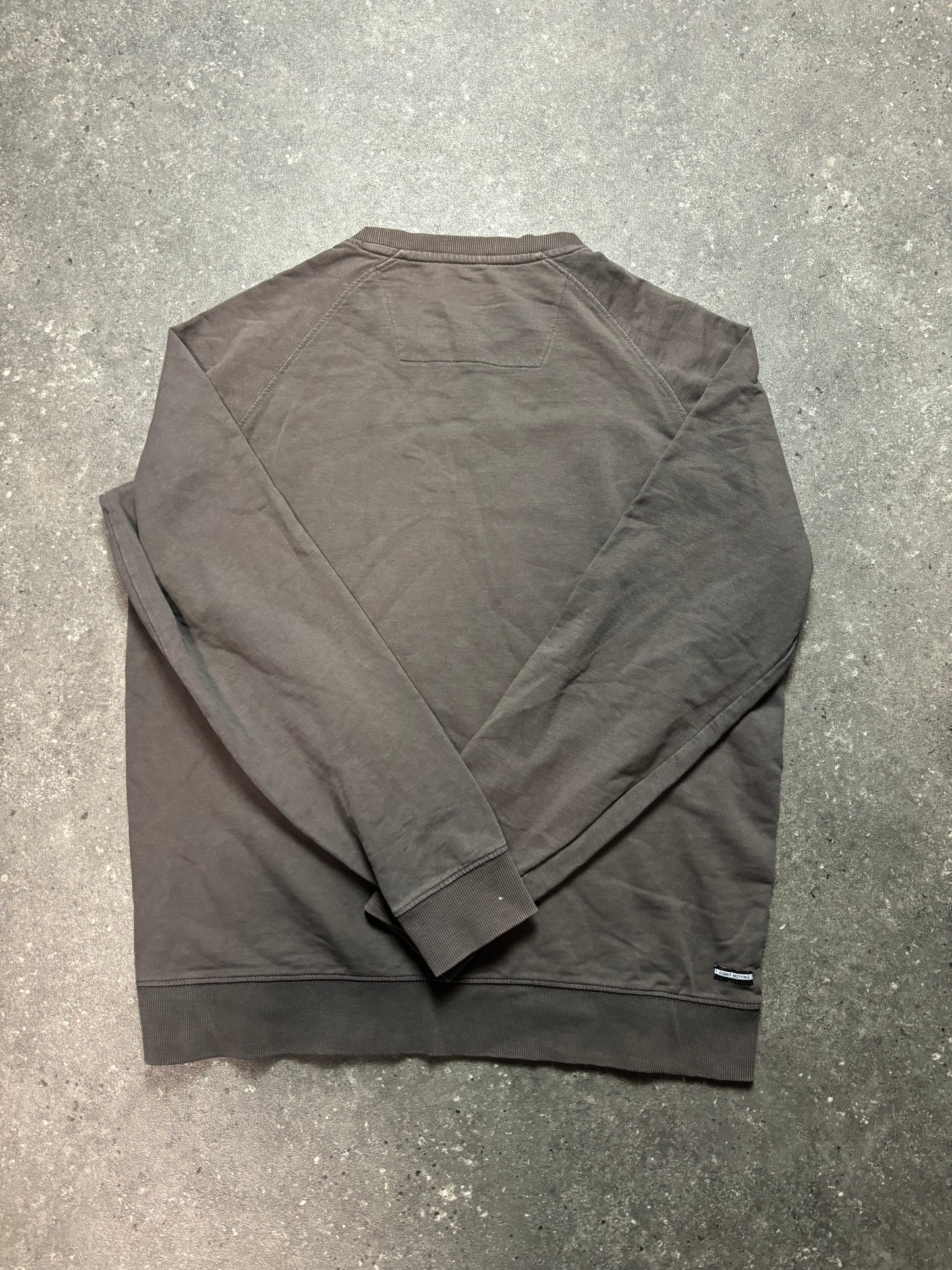 Weekend Offender Sweater (L)