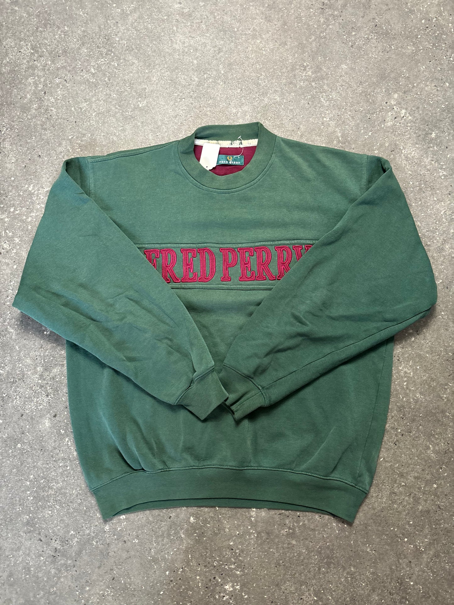 Fred Perry Sweater (L)