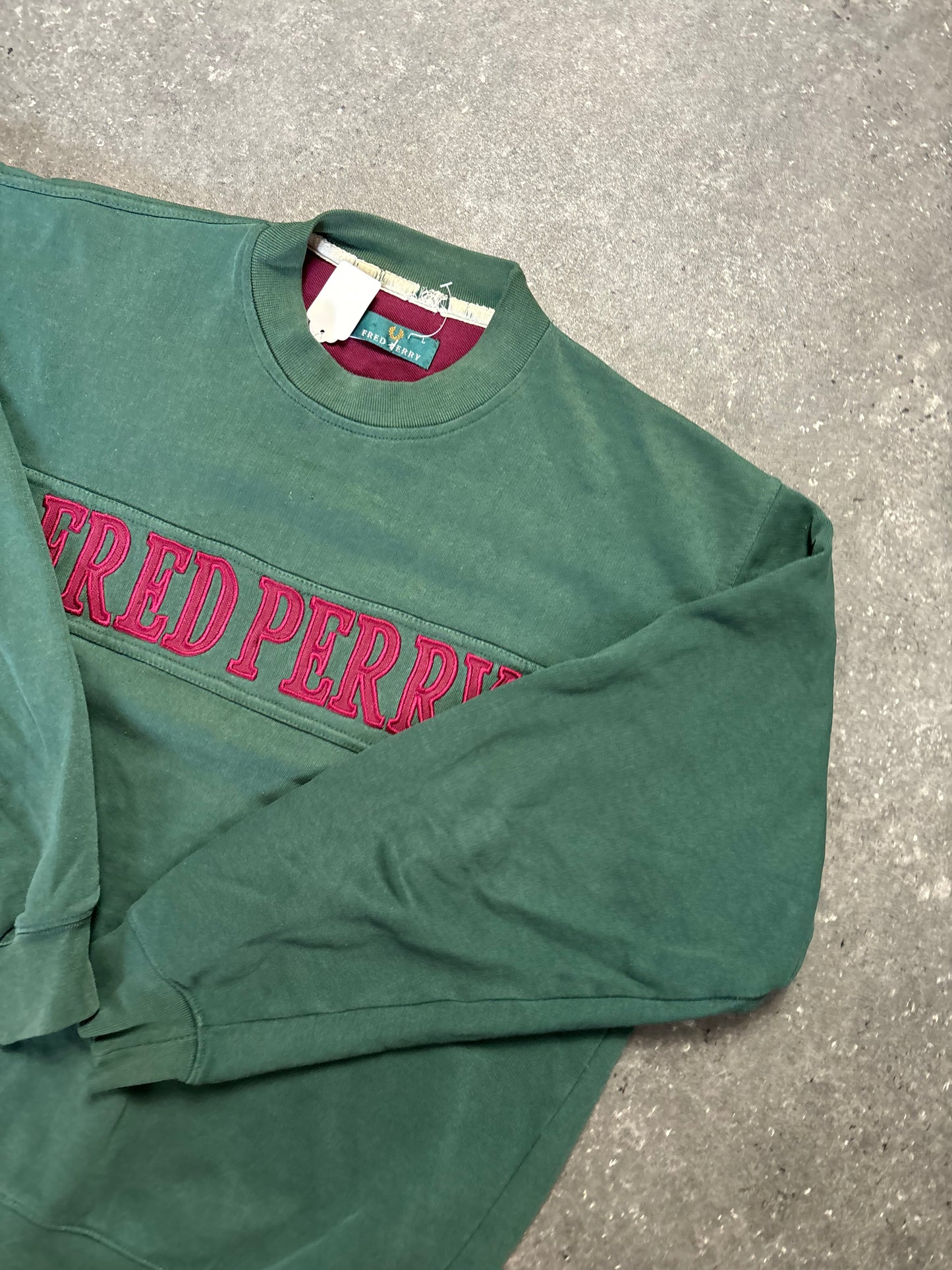 Fred Perry Sweater (L)