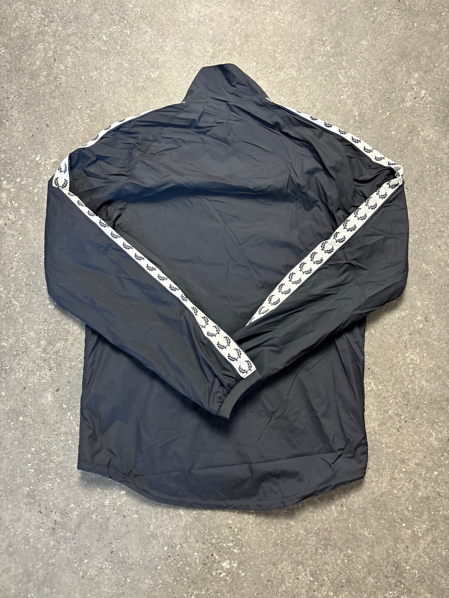 Fred Perry Jacke (S)