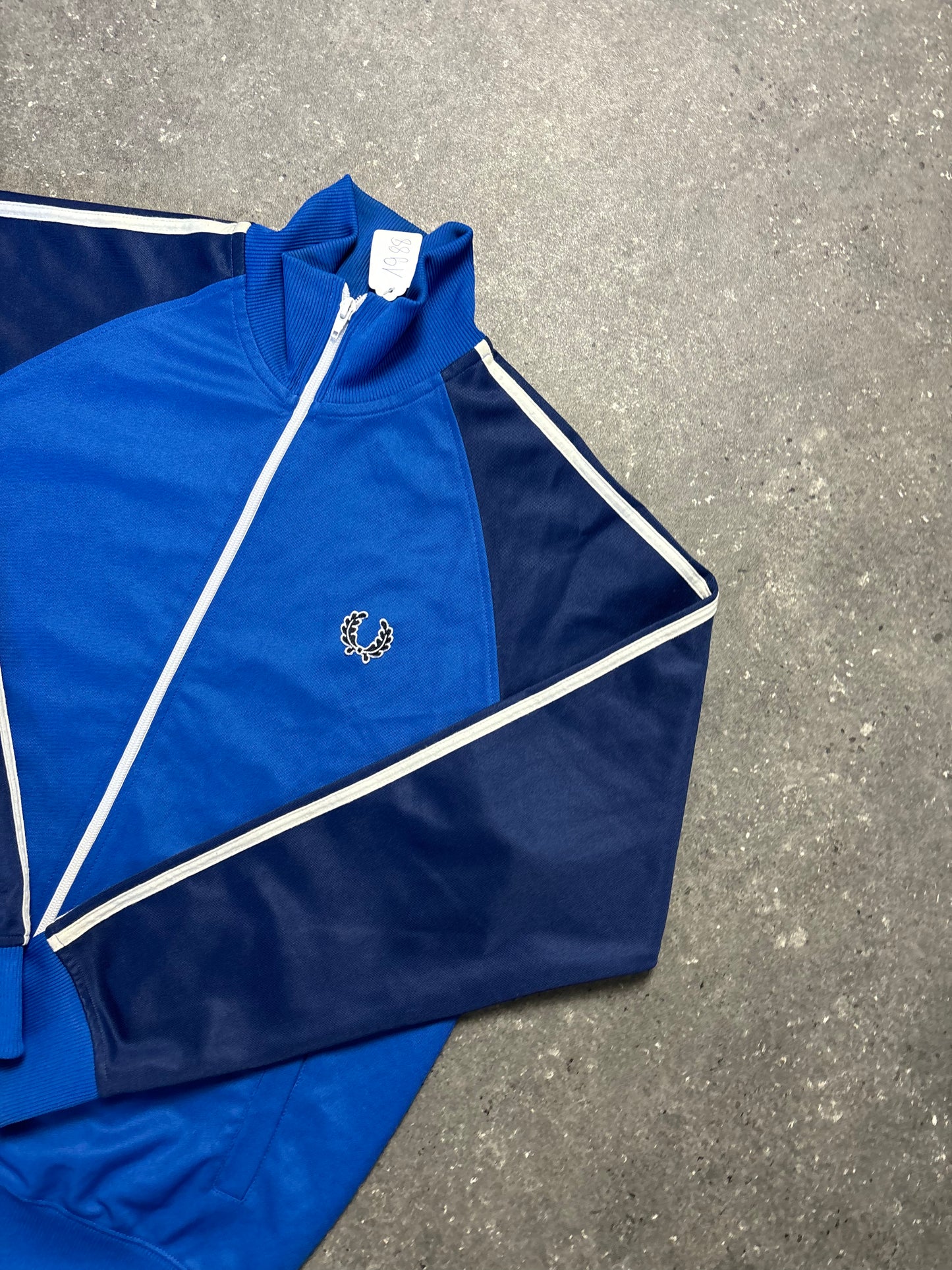 Fred Perry Jacke (M)