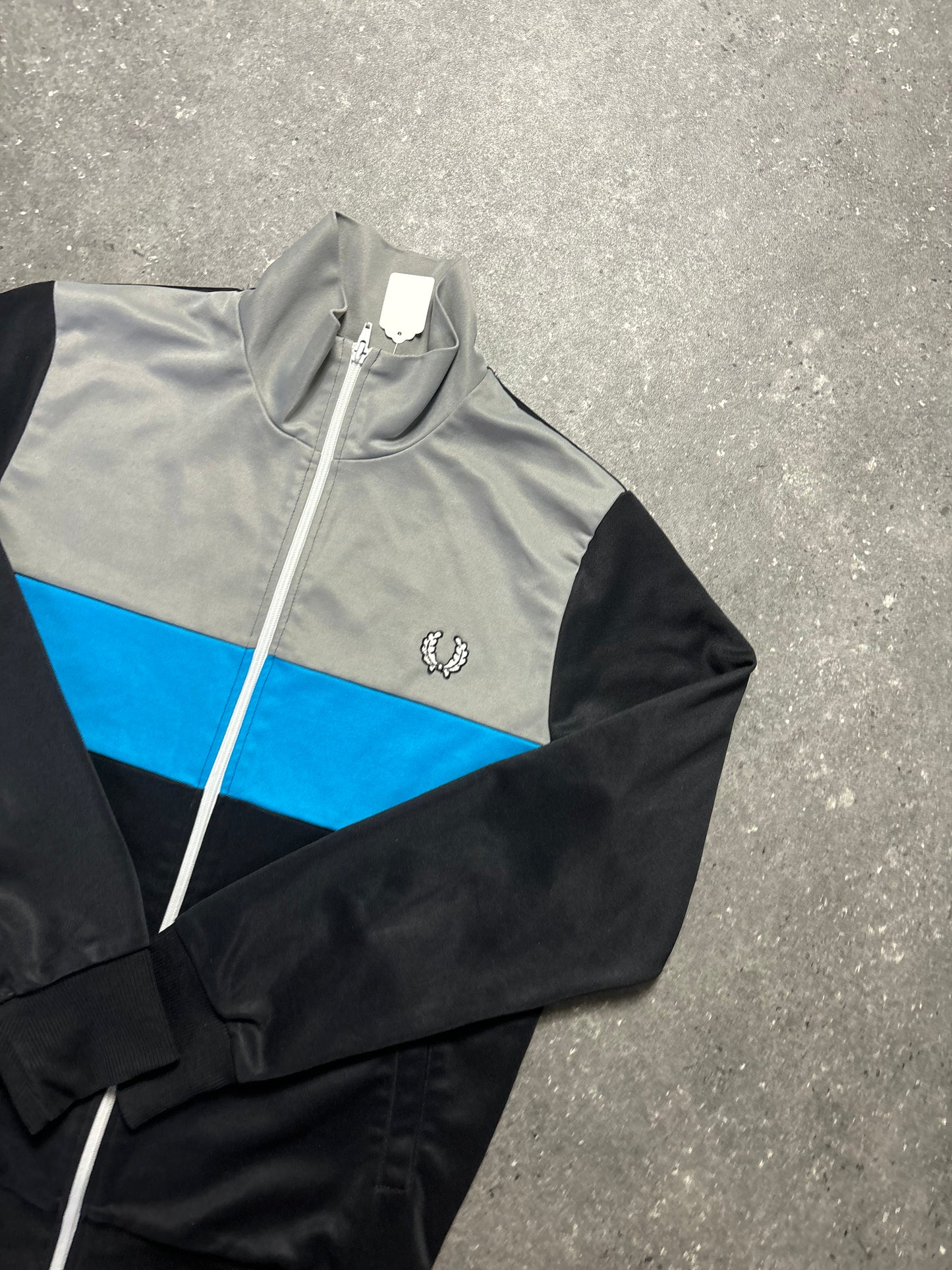 Fred Perry Jacke (L)
