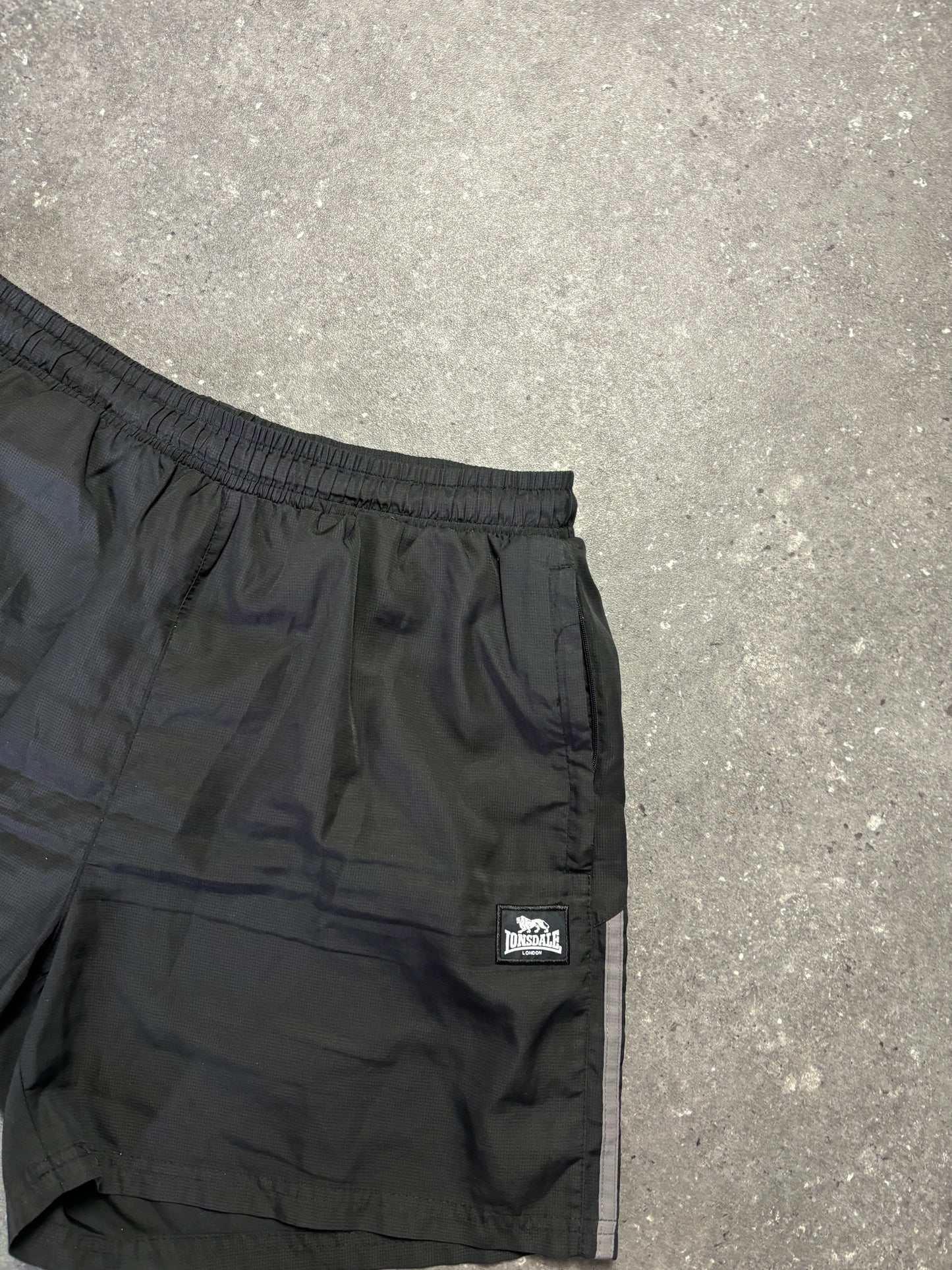 Lonsdale Shorts (L)