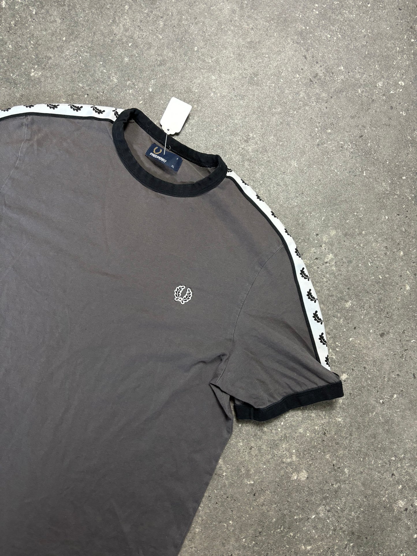 Fred Perry Shirt (S)