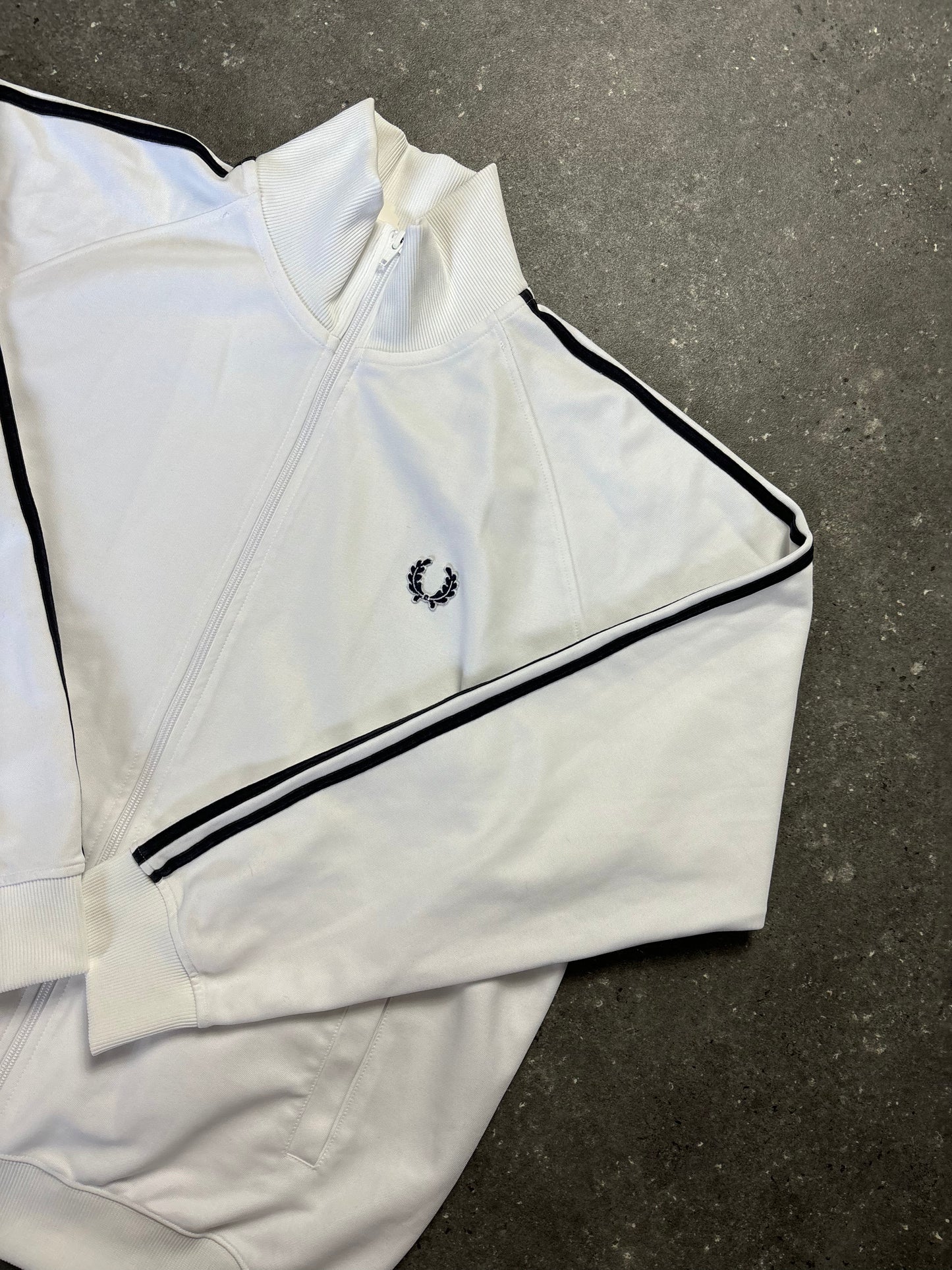 Fred Perry Jacke (XL)