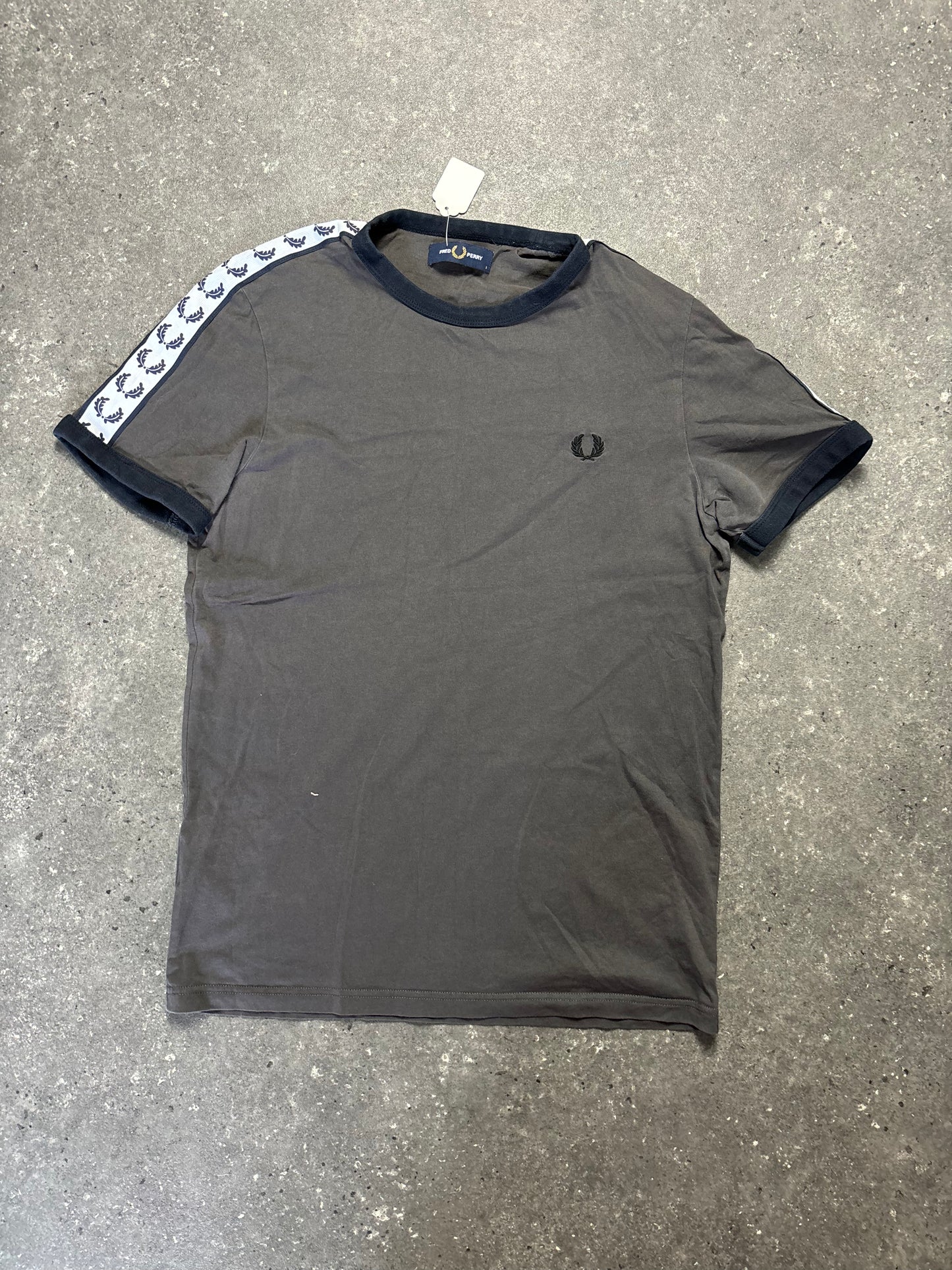 Fred Perry Shirt (S)