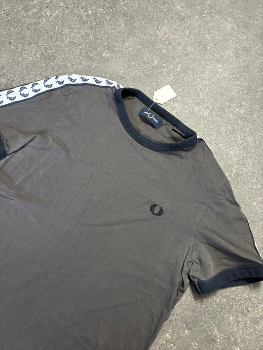 Fred Perry Shirt (S)