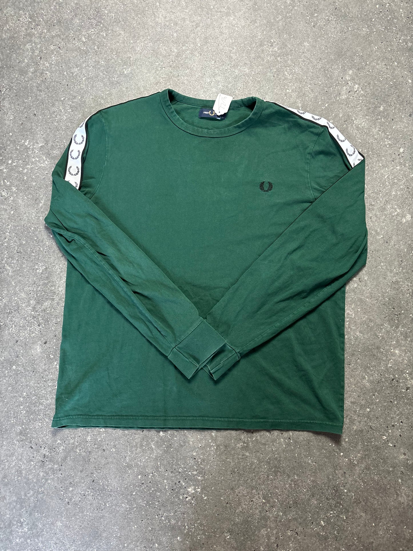 Fred Perry Longsleeve (XL)