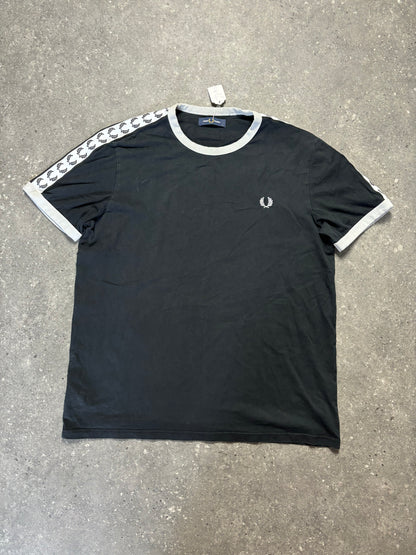 Fred Perry Shirt (L)