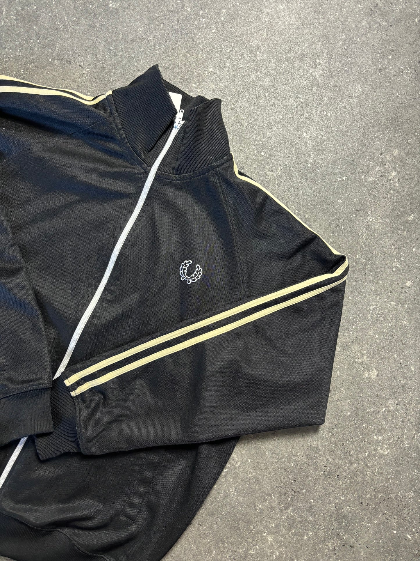 Fred Perry Jacke (L)
