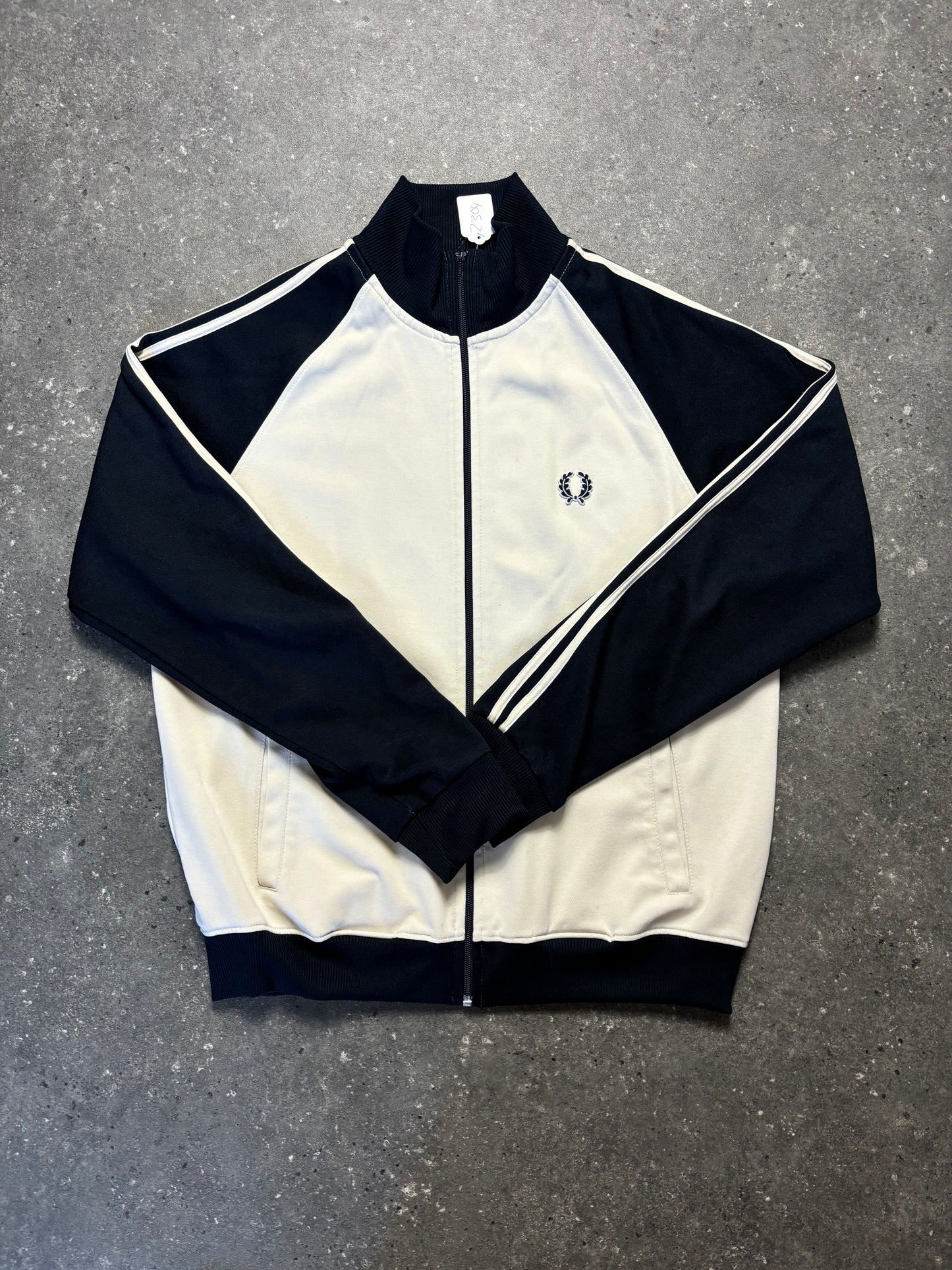 Fred Perry Jacke (L)
