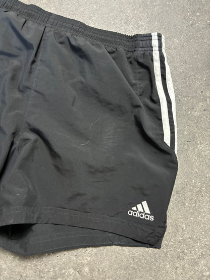 Adidas Shorts (M)